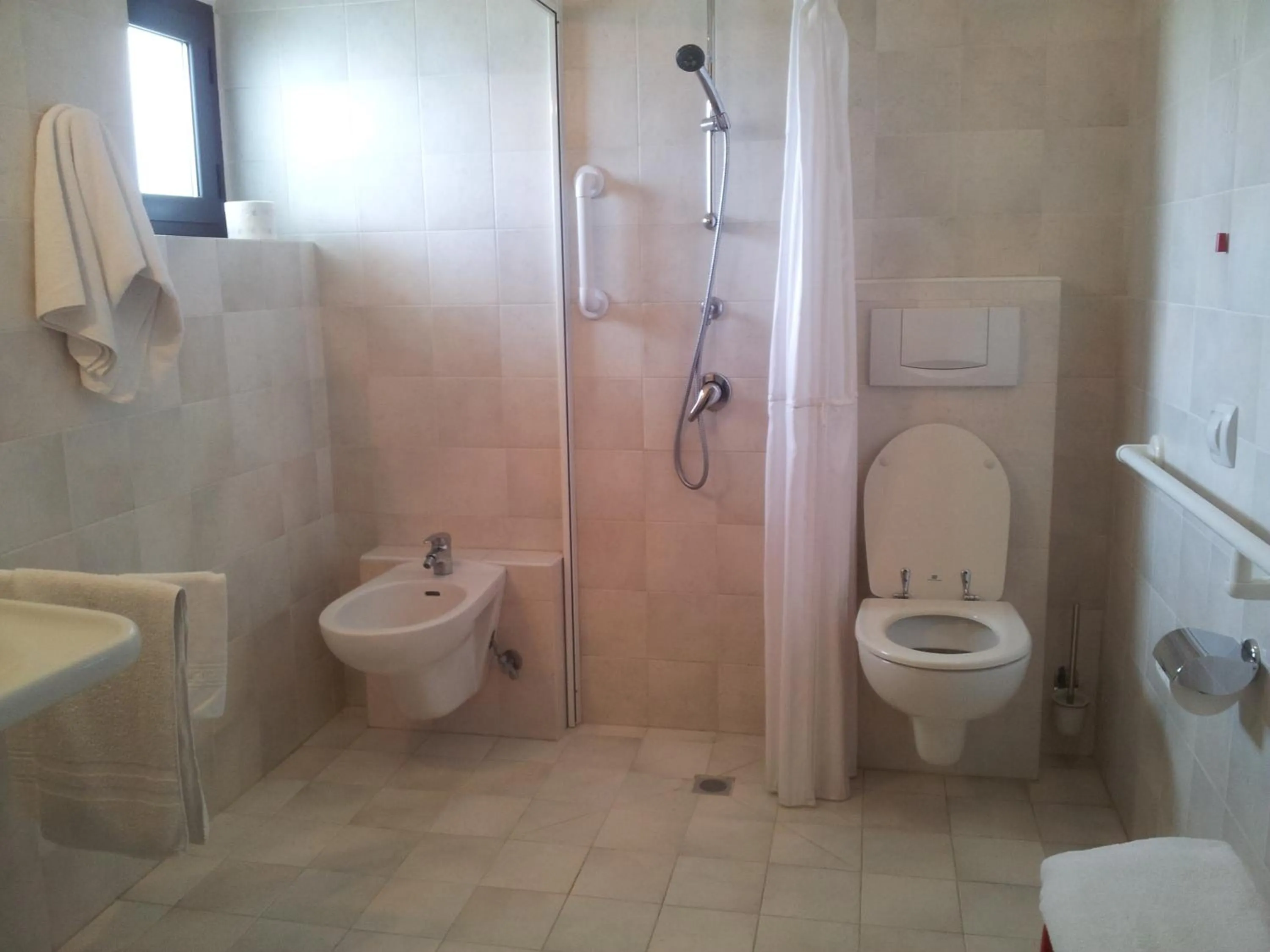 Bathroom in Hotel Lido