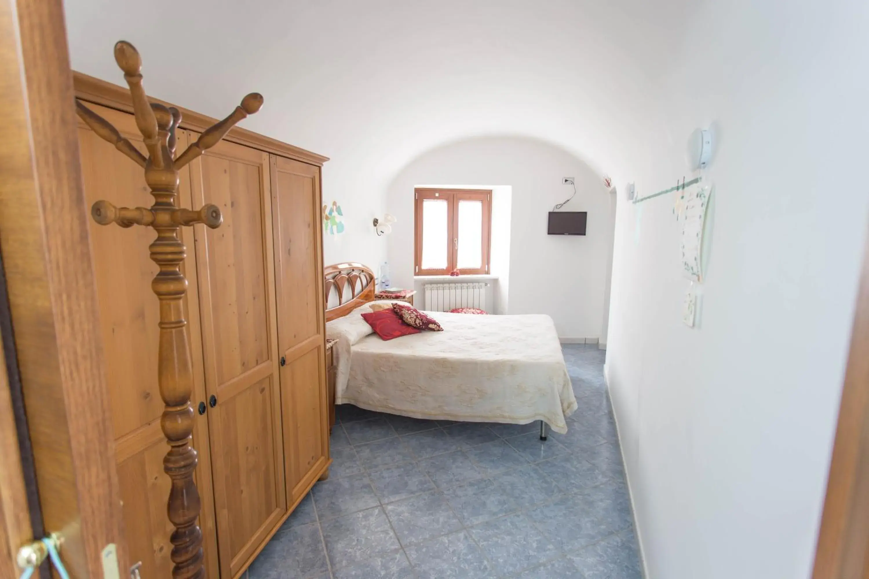 Double Room with Private Bathroom (without kitchen) in Il Rifugio del Cuore Double Room with Private Bathroom (without kitchen) in Il Rifugio del Cuore