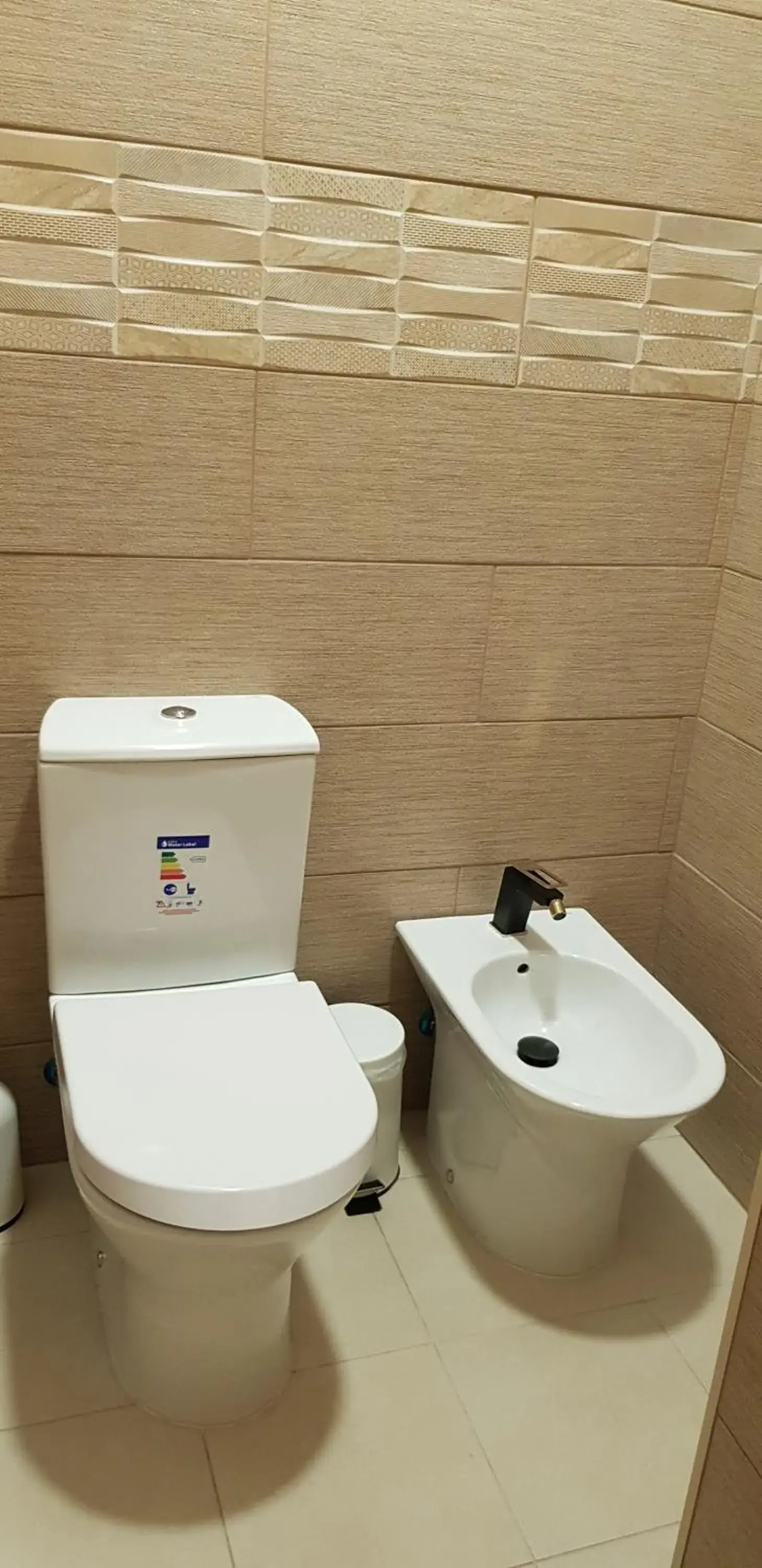 Toilet in Happy House Comfort Plus Toilet in Happy House Comfort Plus