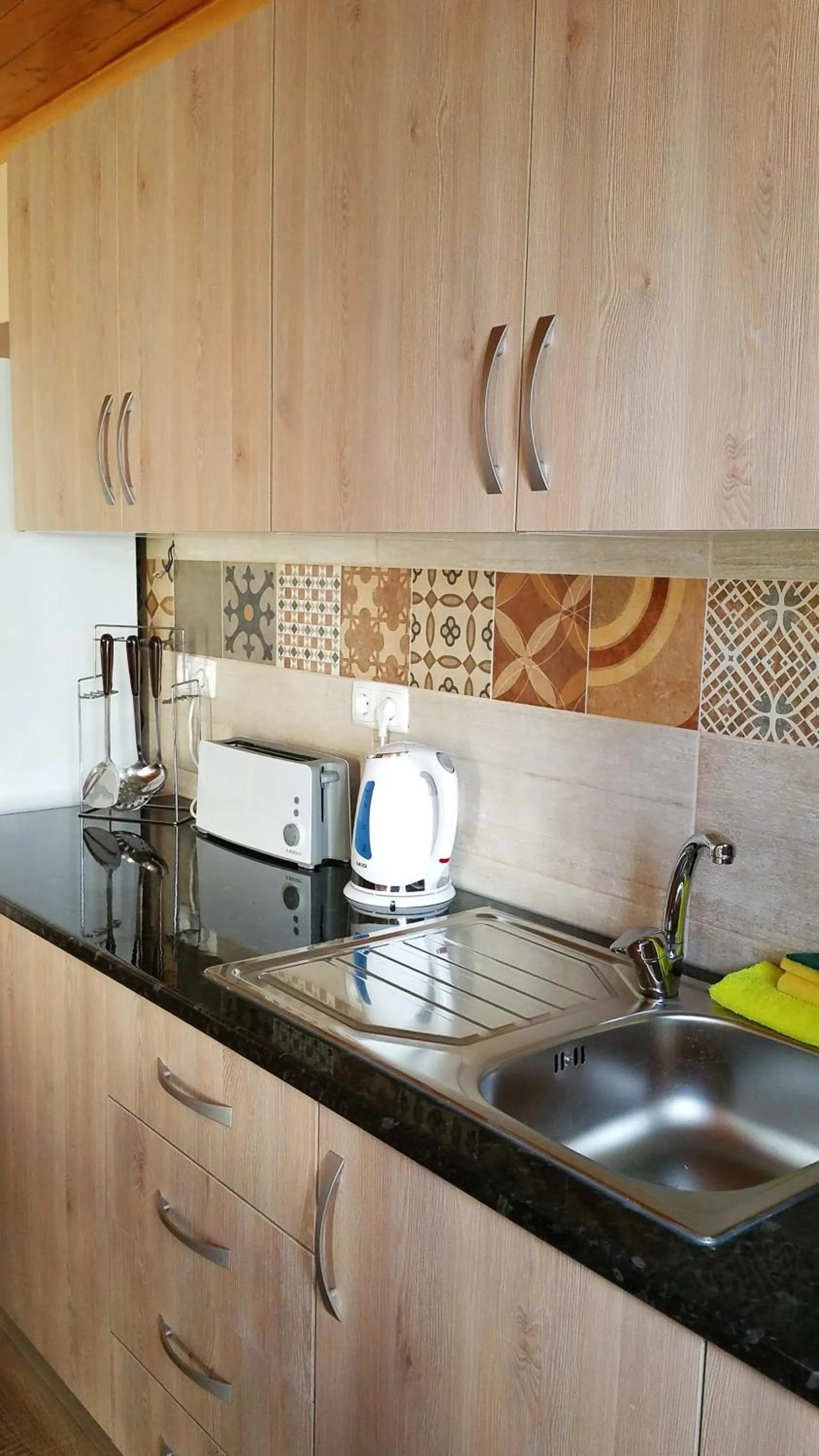 Communal kitchen in Happy House Comfort Plus