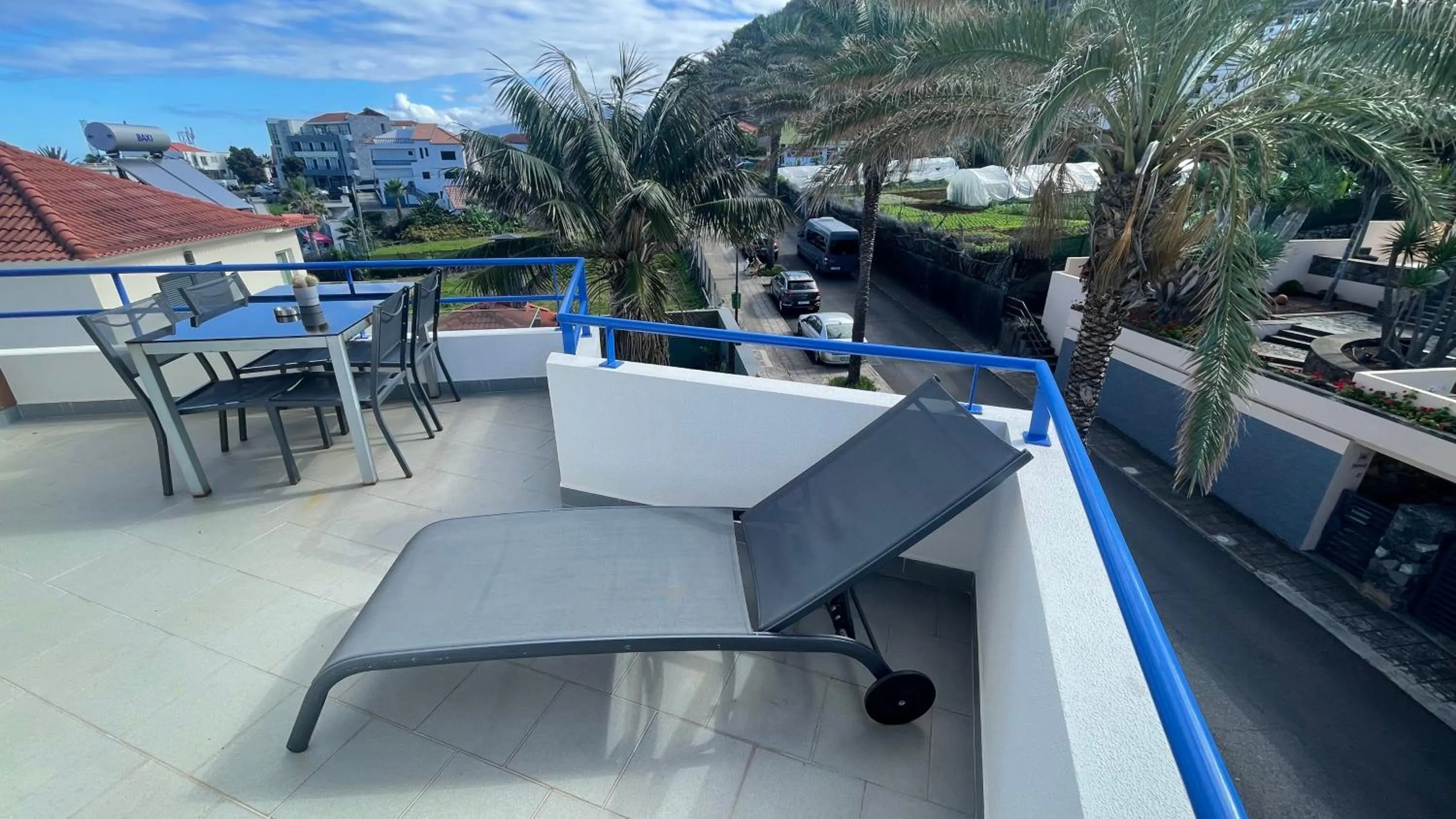 Patio in Sea and Sun 4 You - Horizonte Azul