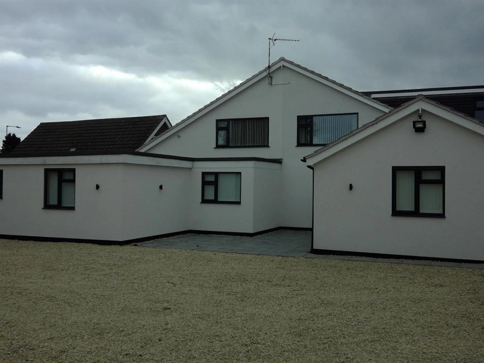 Property building in The Dakota Guesthouse Baginton