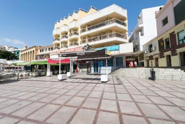 Property building in Puerta del Sol TRM only adults Aparts