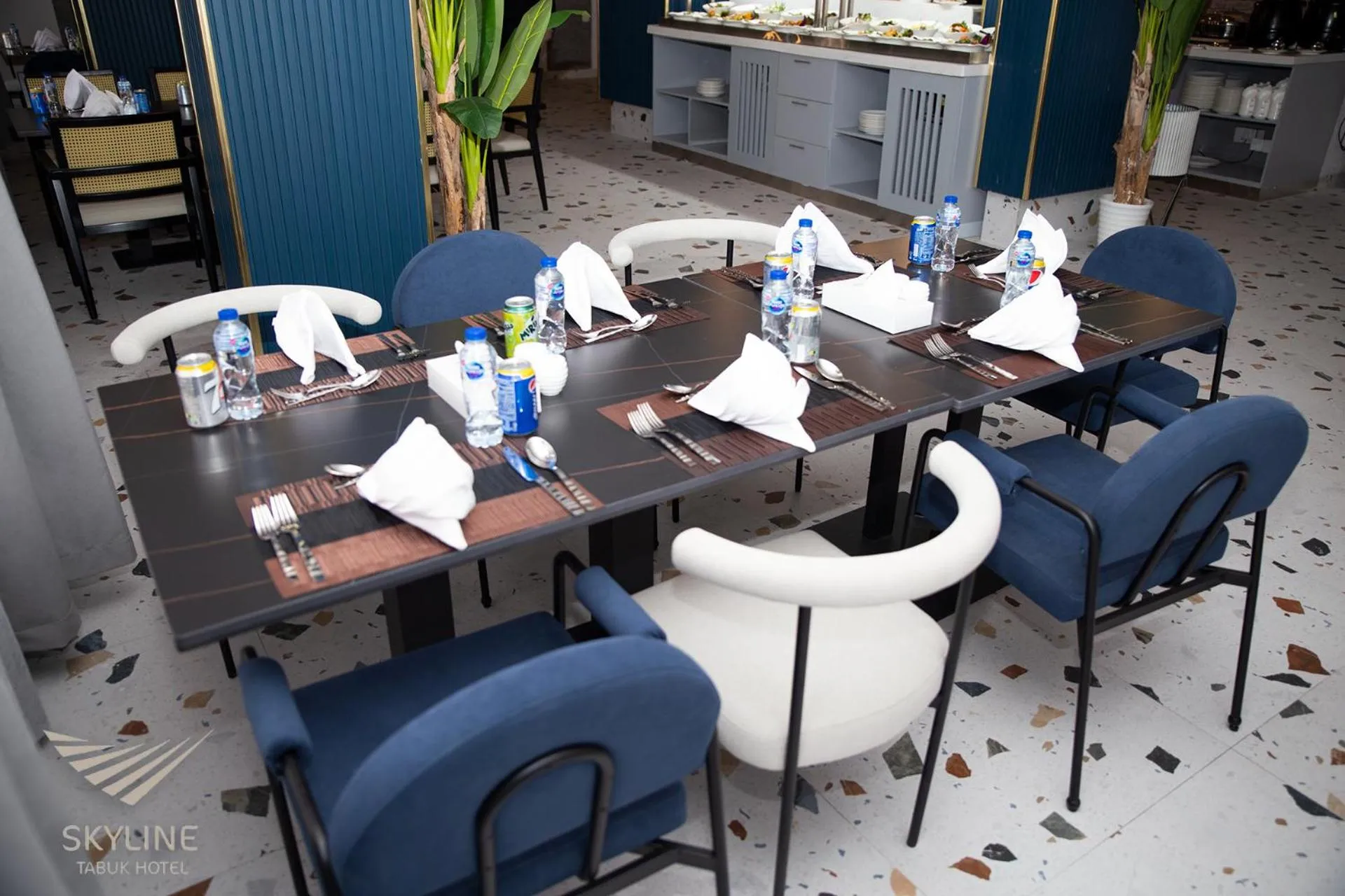 Restaurant/places to eat in Skyline Tabuk Hotel