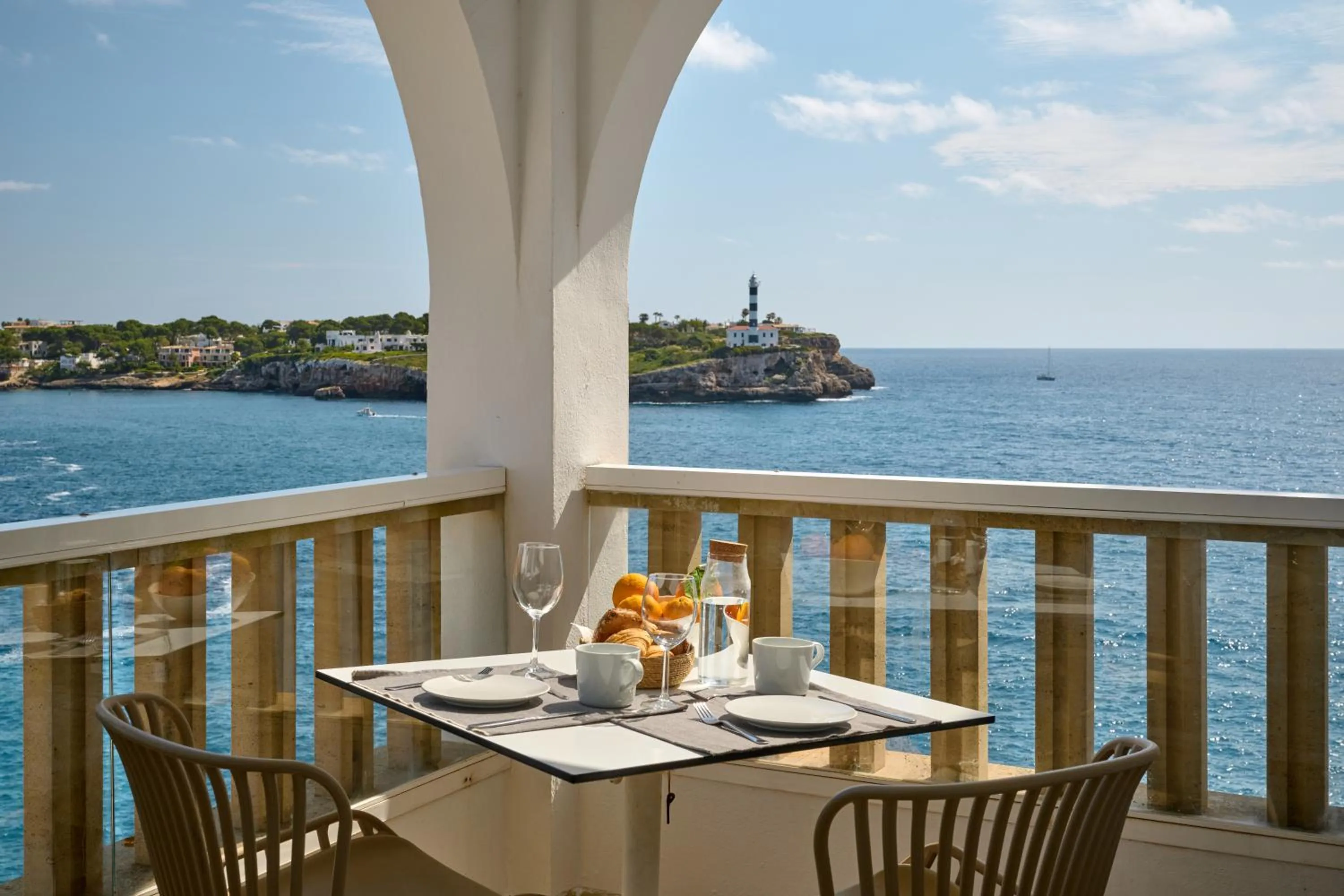 Orange Colom - Seaside Apartments