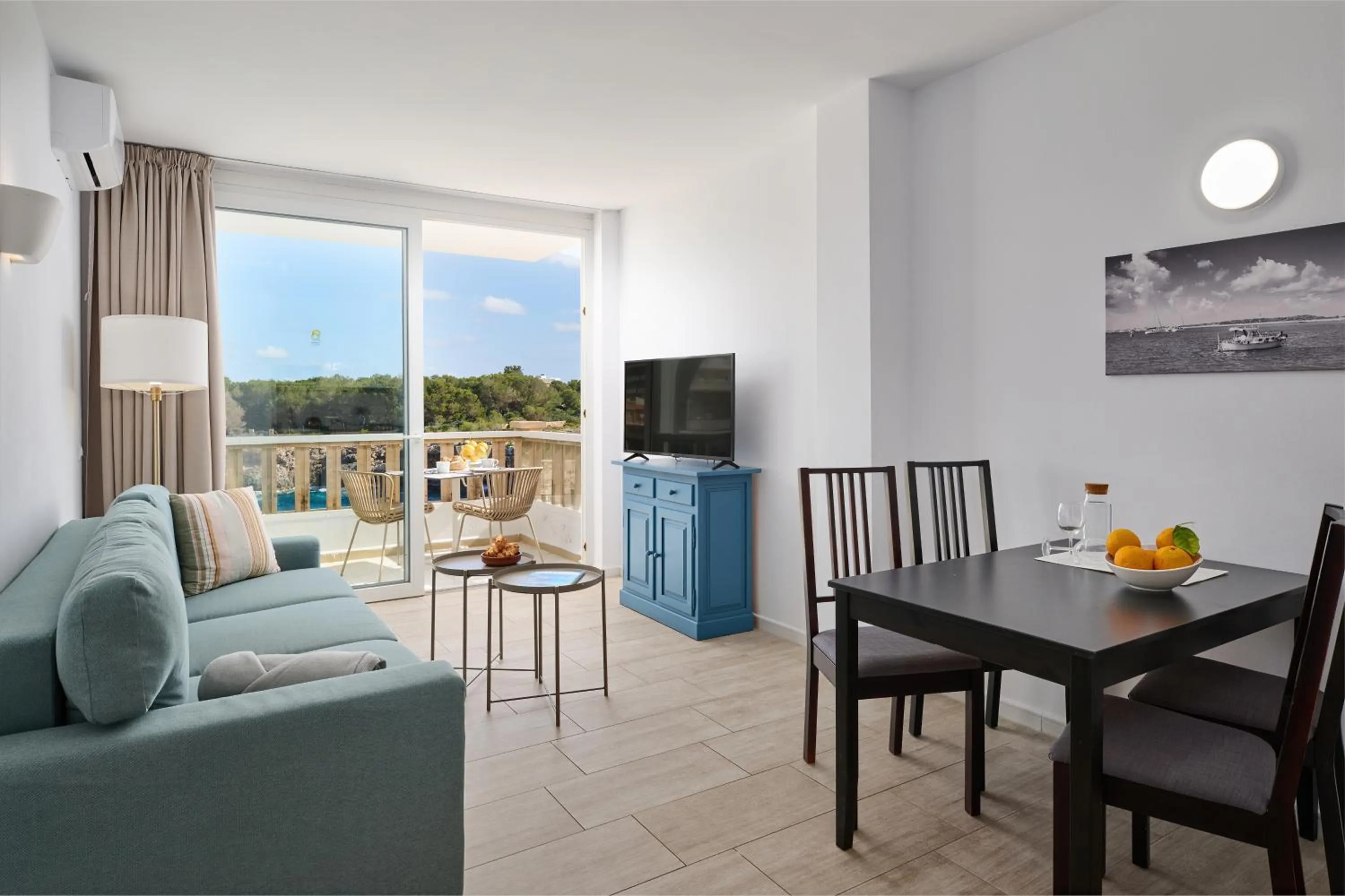 Orange Colom - Seaside Apartments