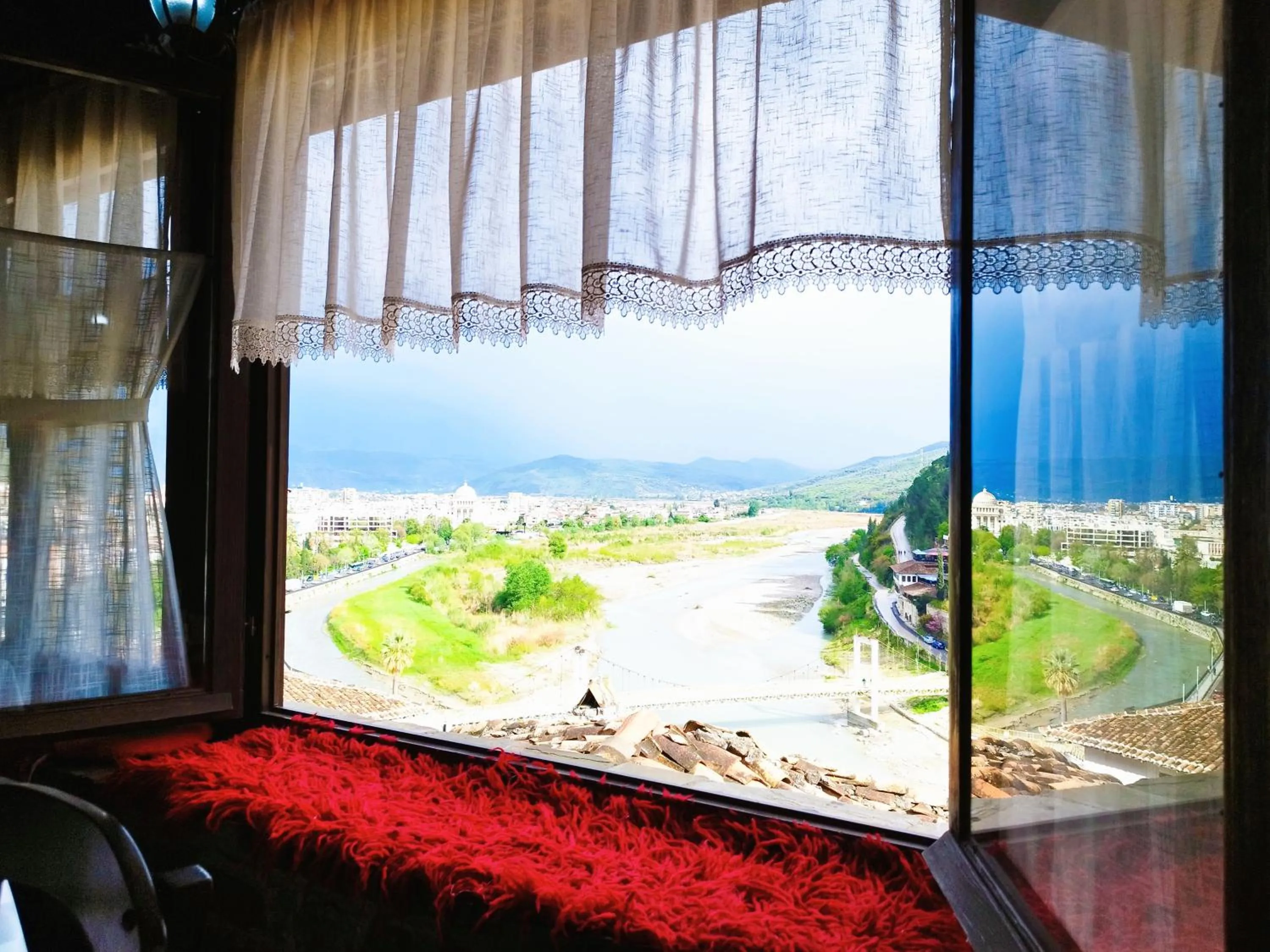 Day in Guva Mangalem Hotel Restaurant