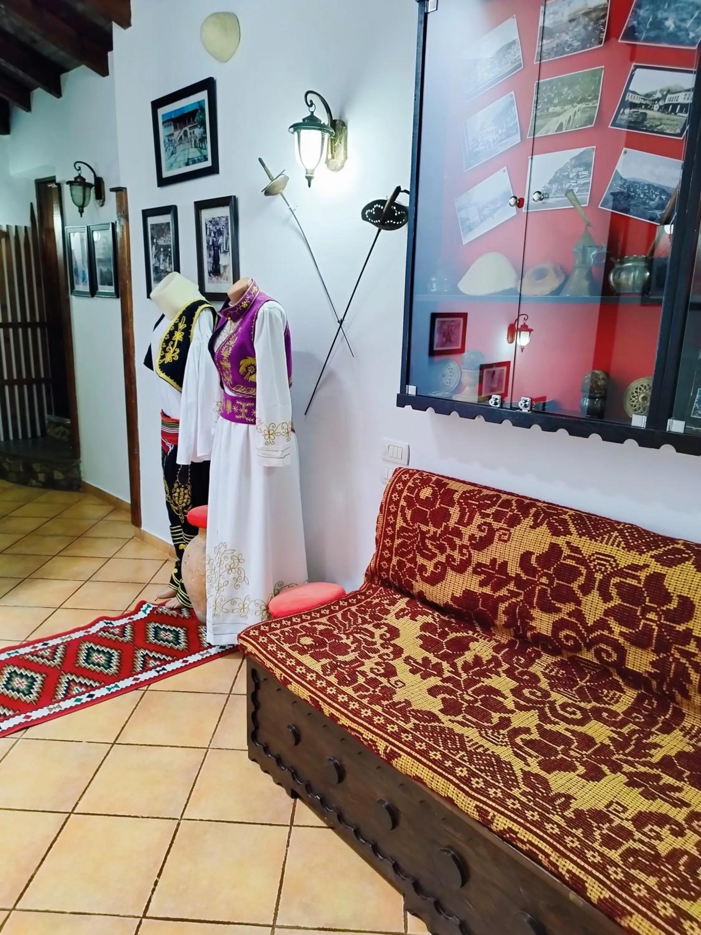 Decorative detail in Guva Mangalem Hotel Restaurant