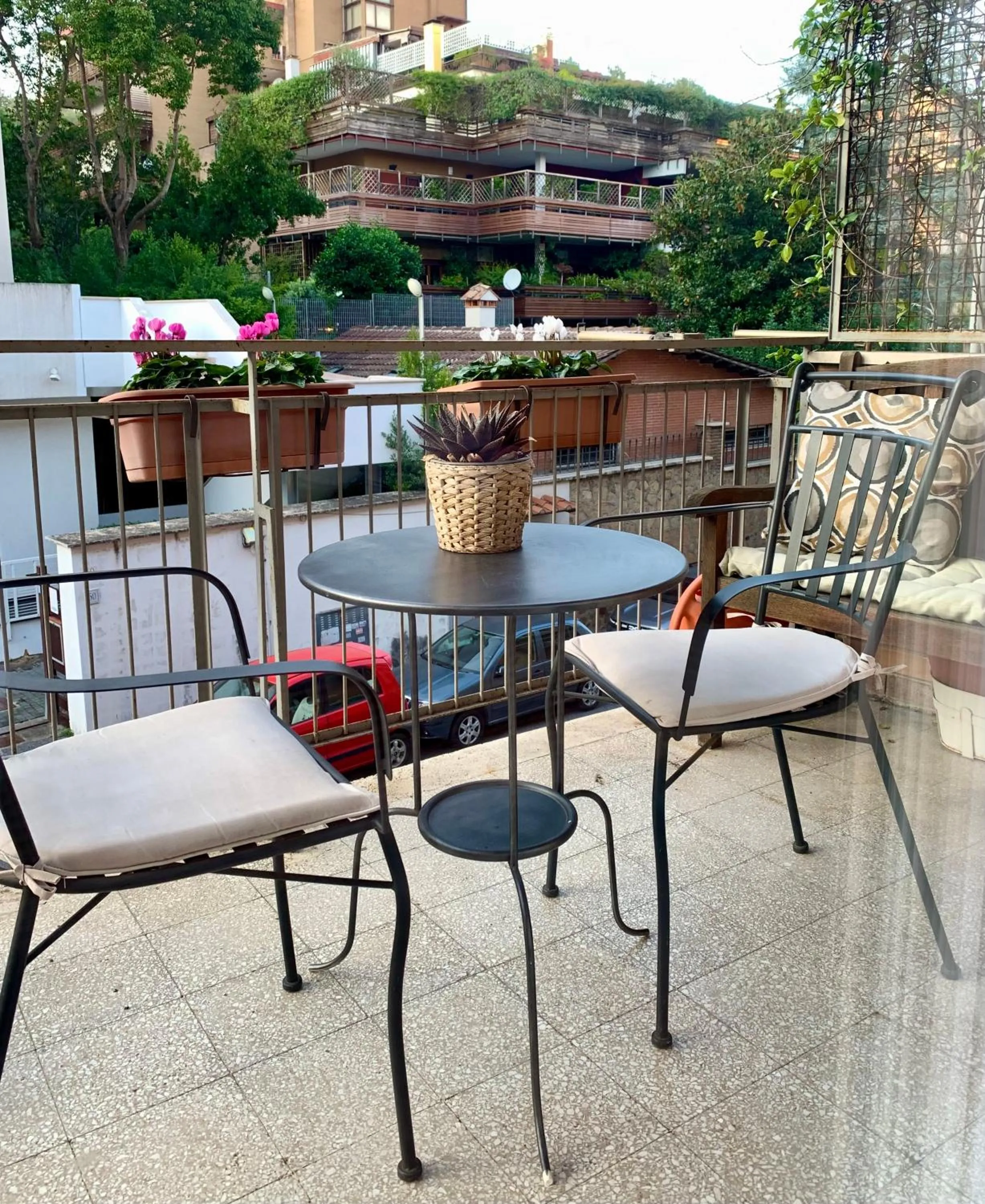 Quiet street view in Beside the Vatican