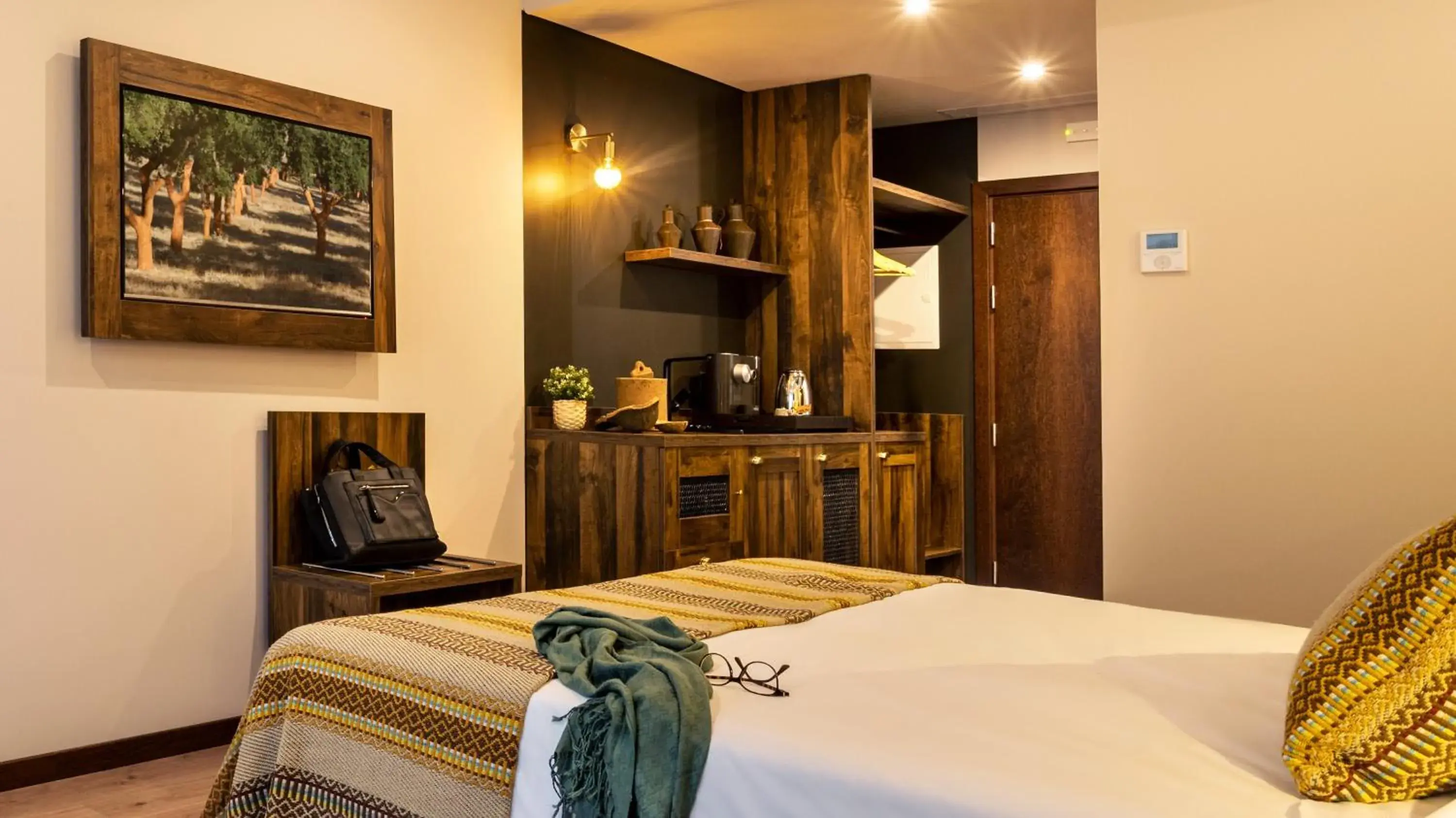 Superior Double or Twin Room with Pool View in Évora O Cante Hotel Superior Double or Twin Room with Pool View in Évora O Cante Hotel