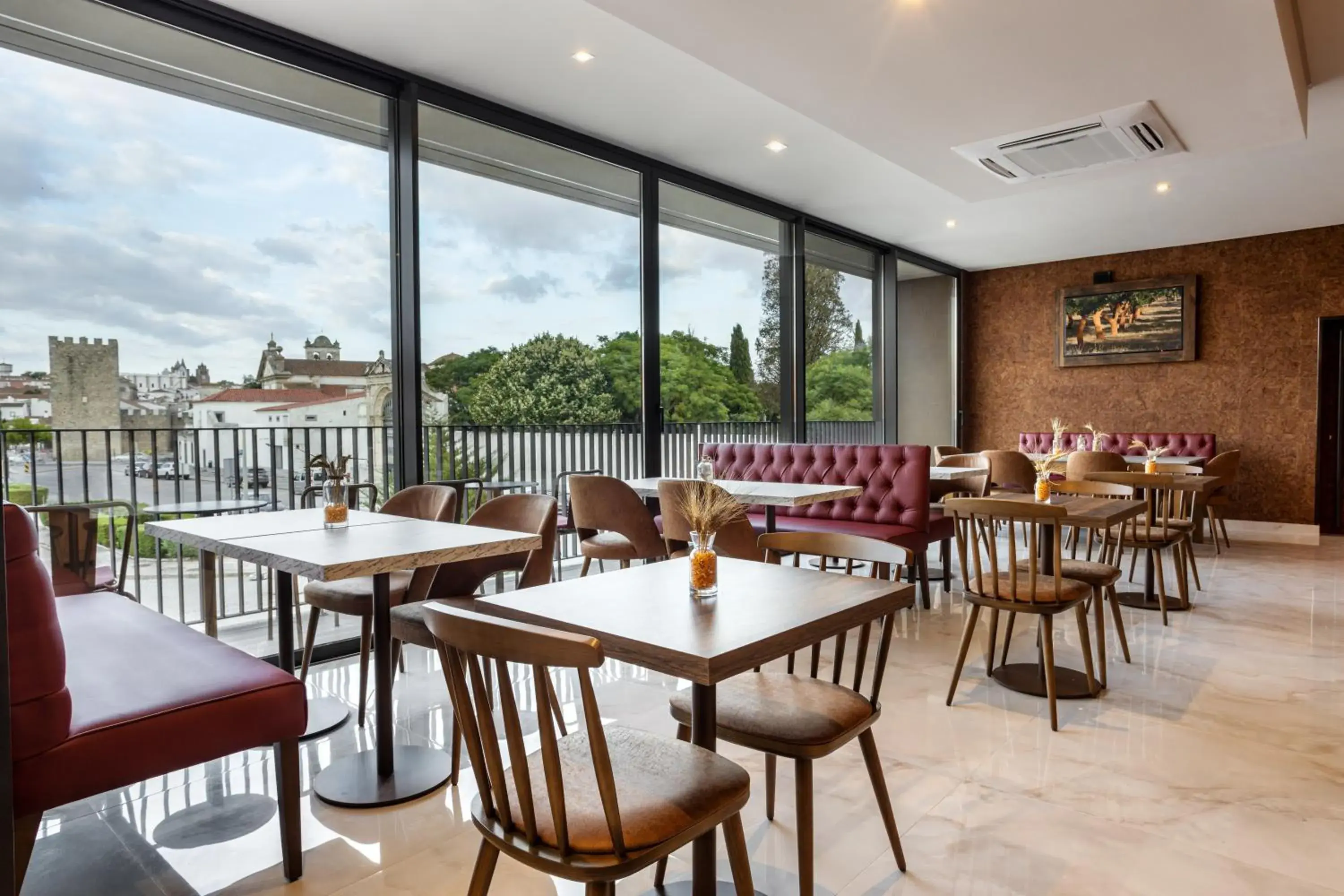 Restaurant/places to eat in Évora O Cante Hotel Restaurant/places to eat in Évora O Cante Hotel