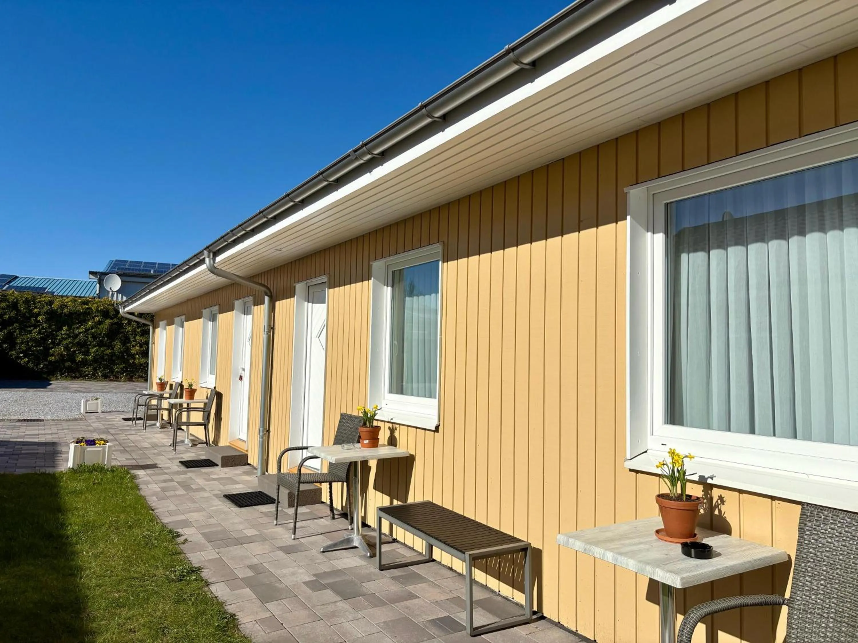 Patio in Ellen Hotel