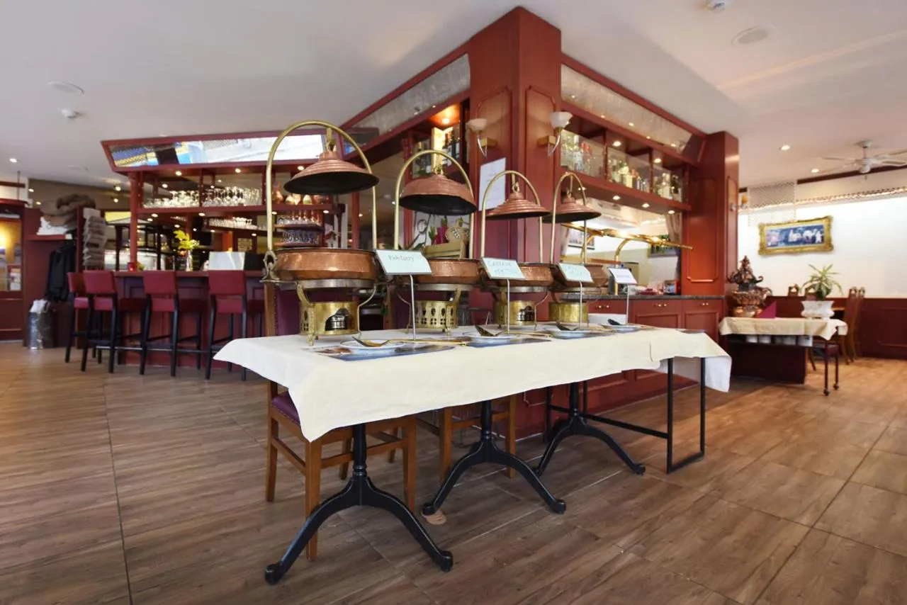 Restaurant/places to eat in Hotel Dufour