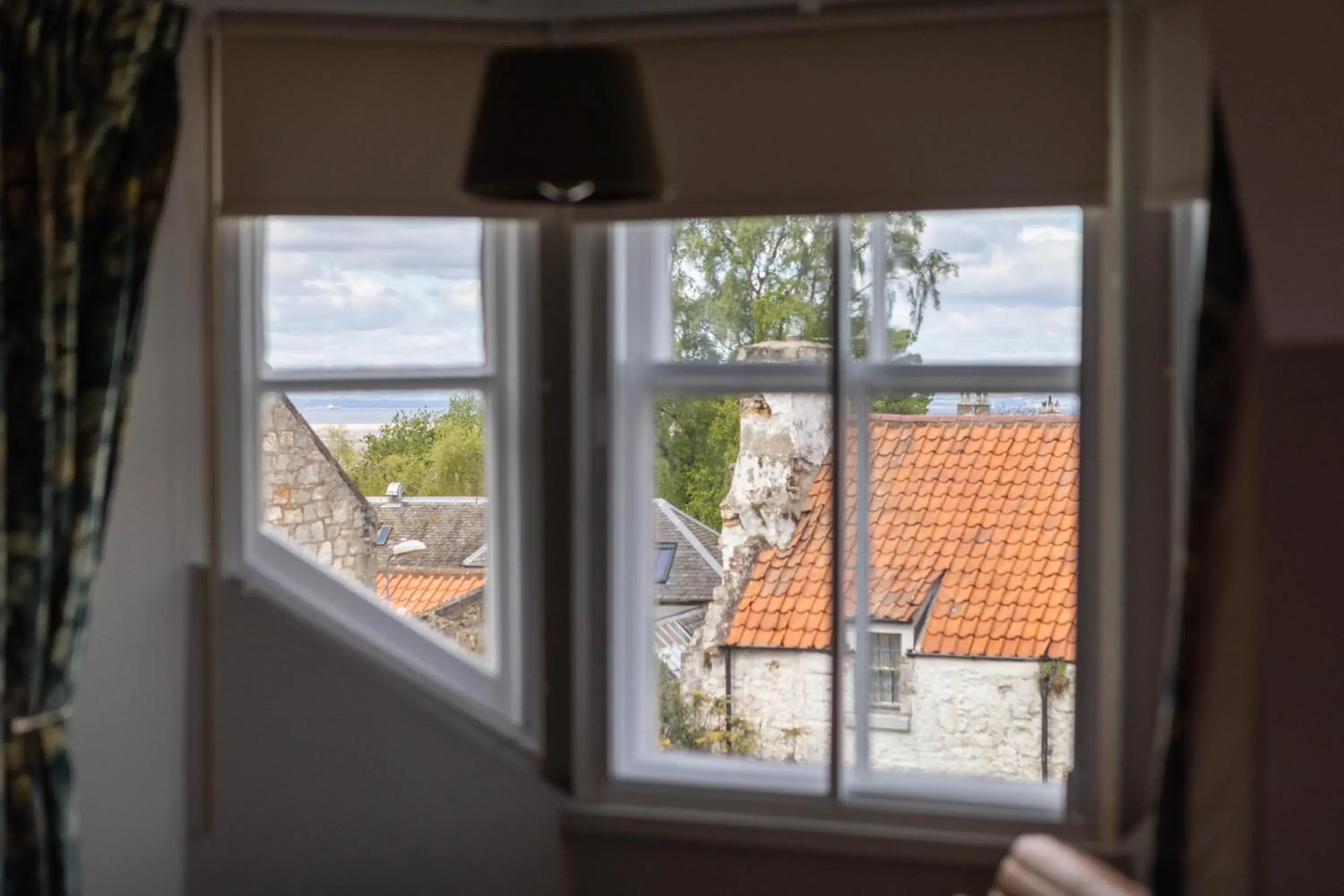 Family Room with Sea View in Old Aberlady Inn Family Room with Sea View in Old Aberlady Inn