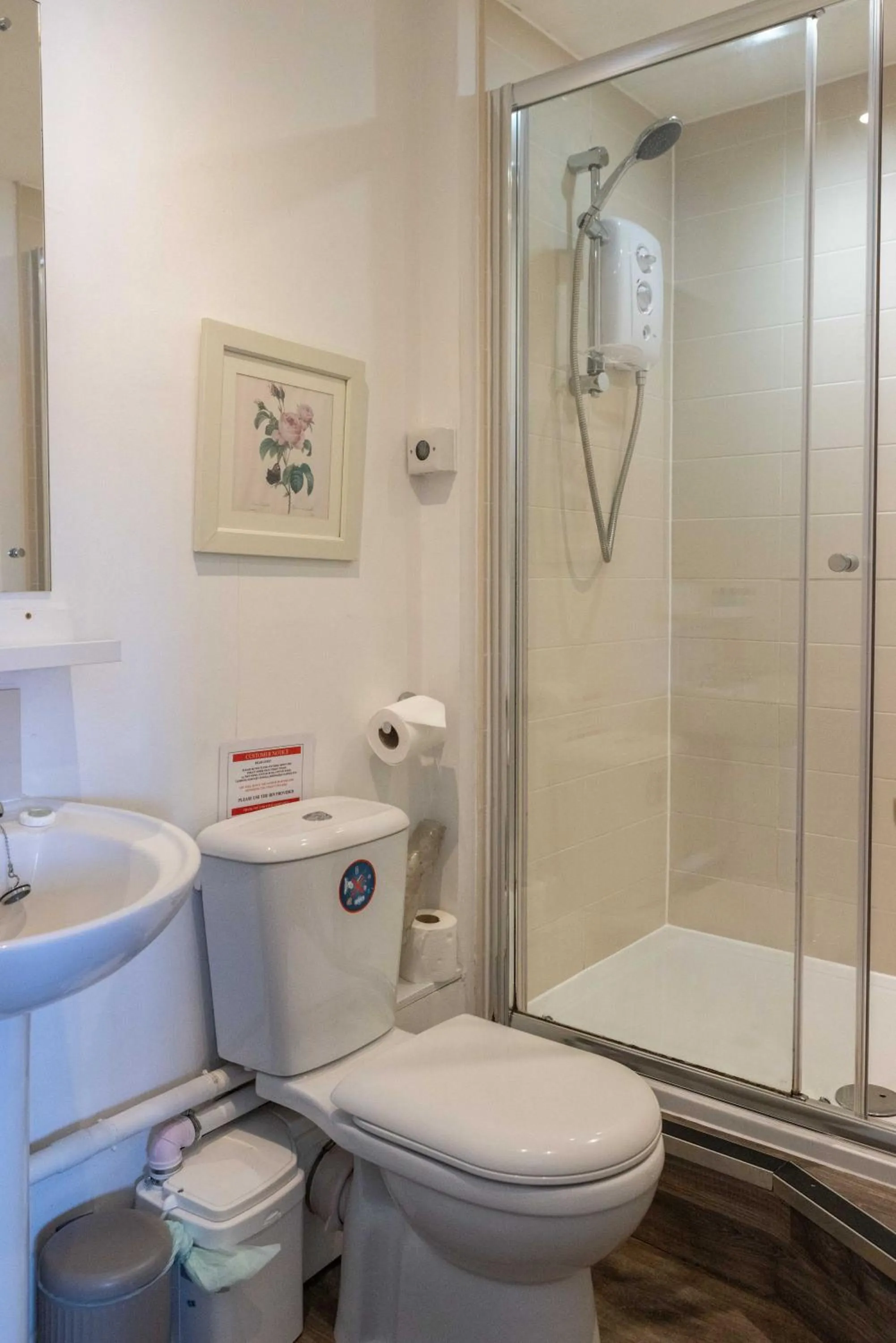 Bathroom in Old Aberlady Inn