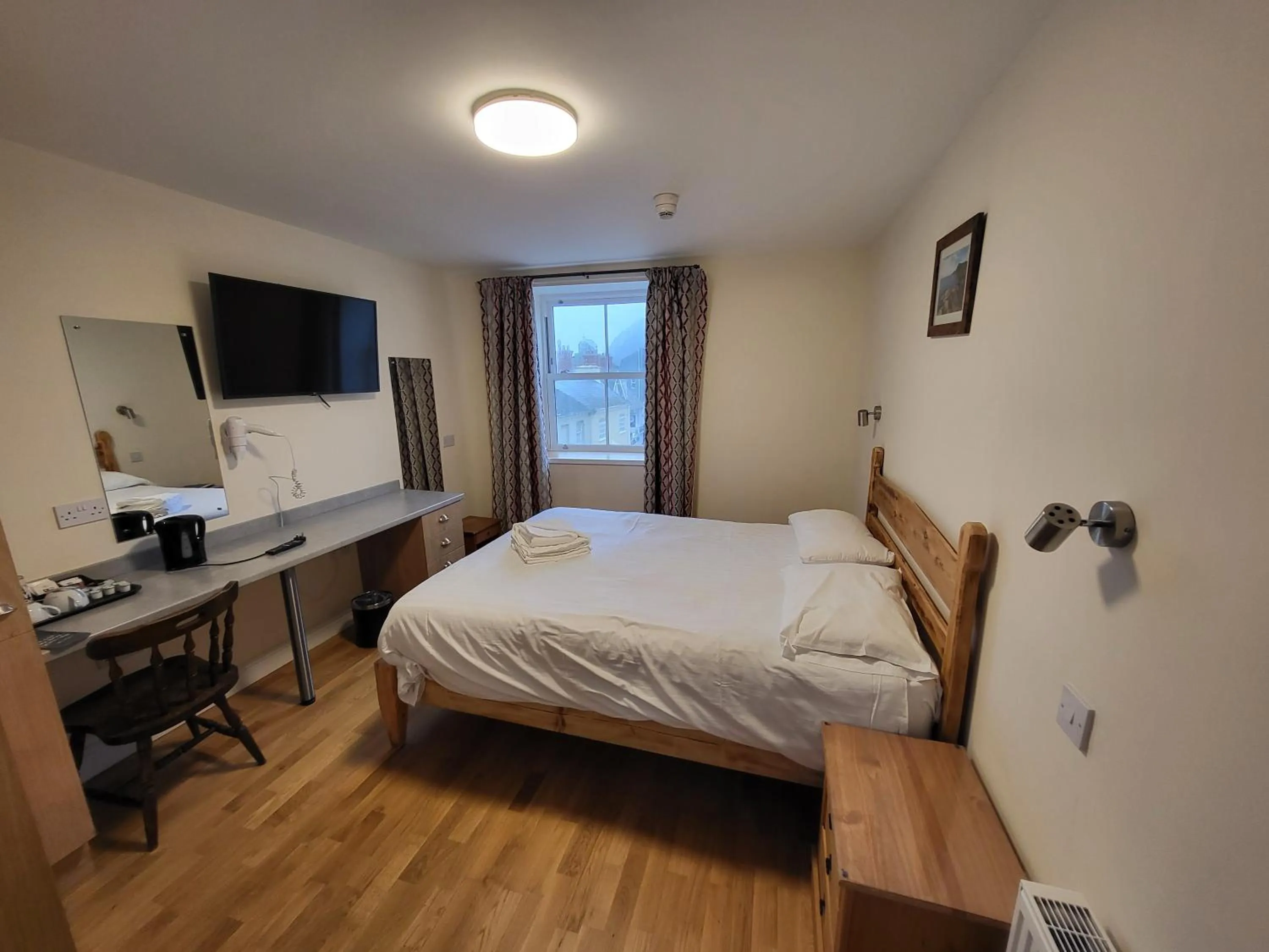 Bedroom, Bed in The Grand Harbour hotel