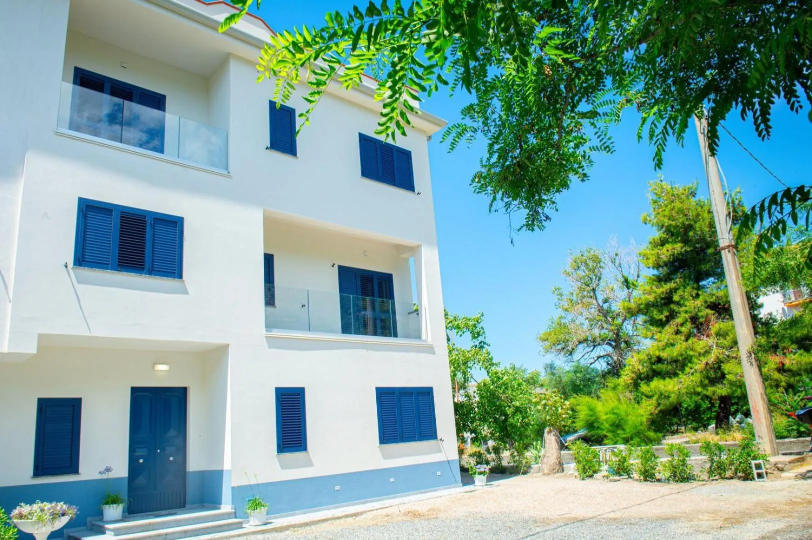 Property building in Mbaccimari B&B