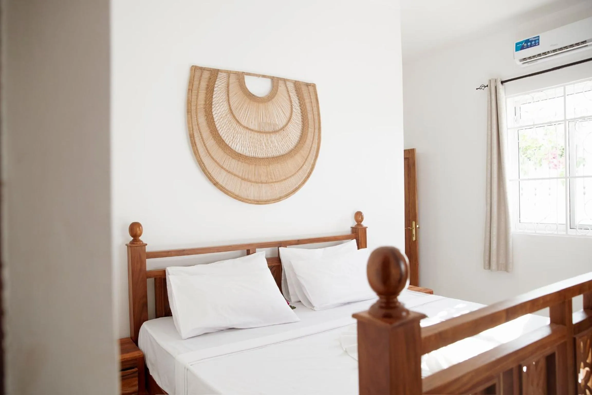 Bedroom, Bed in Paje White House