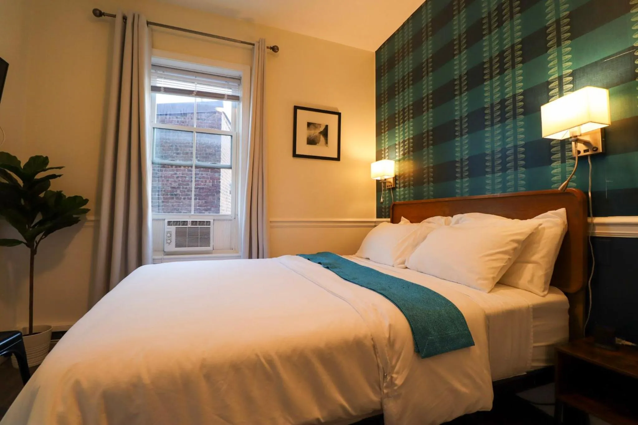 Bed in Good Hotels Boston