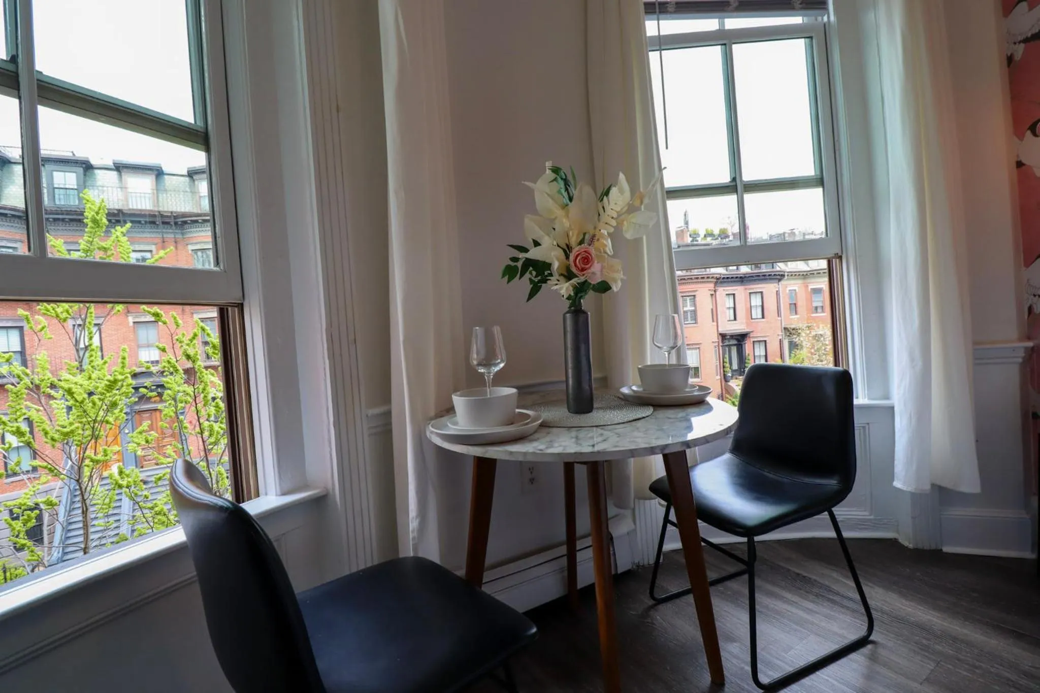 Living room in Good Hotels Boston