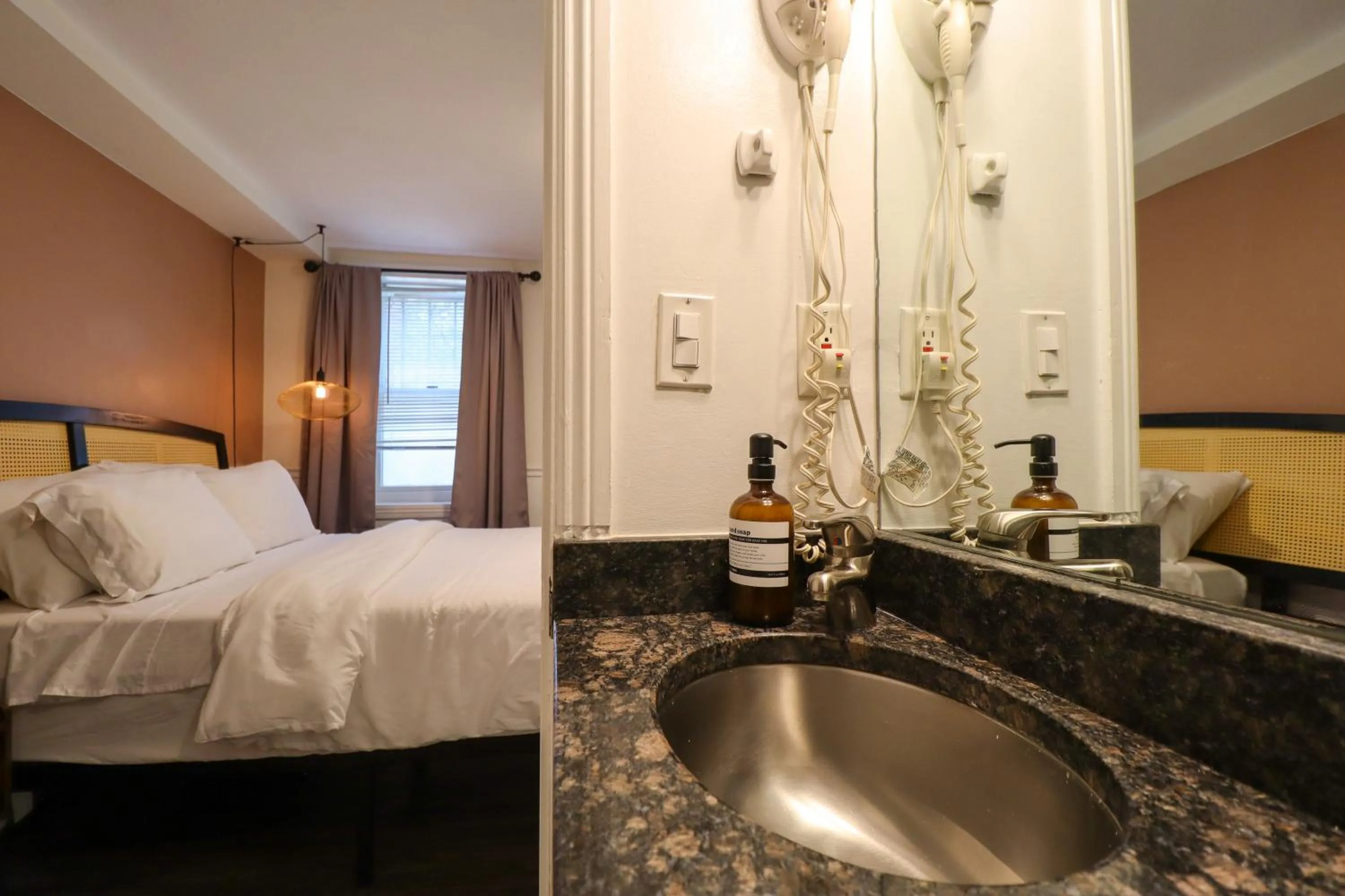 Bed in Good Hotels Boston