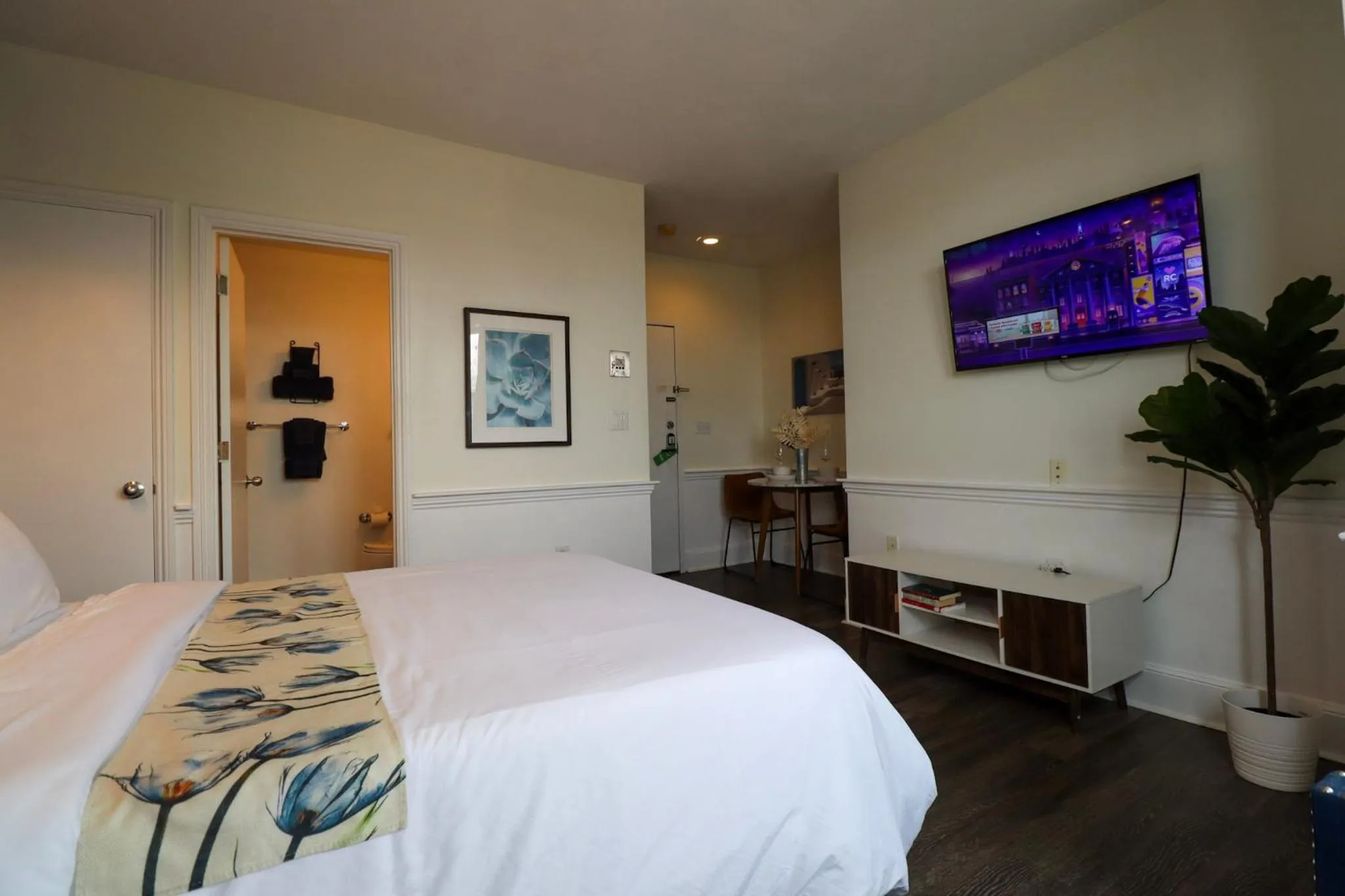 Bed in Good Hotels Boston