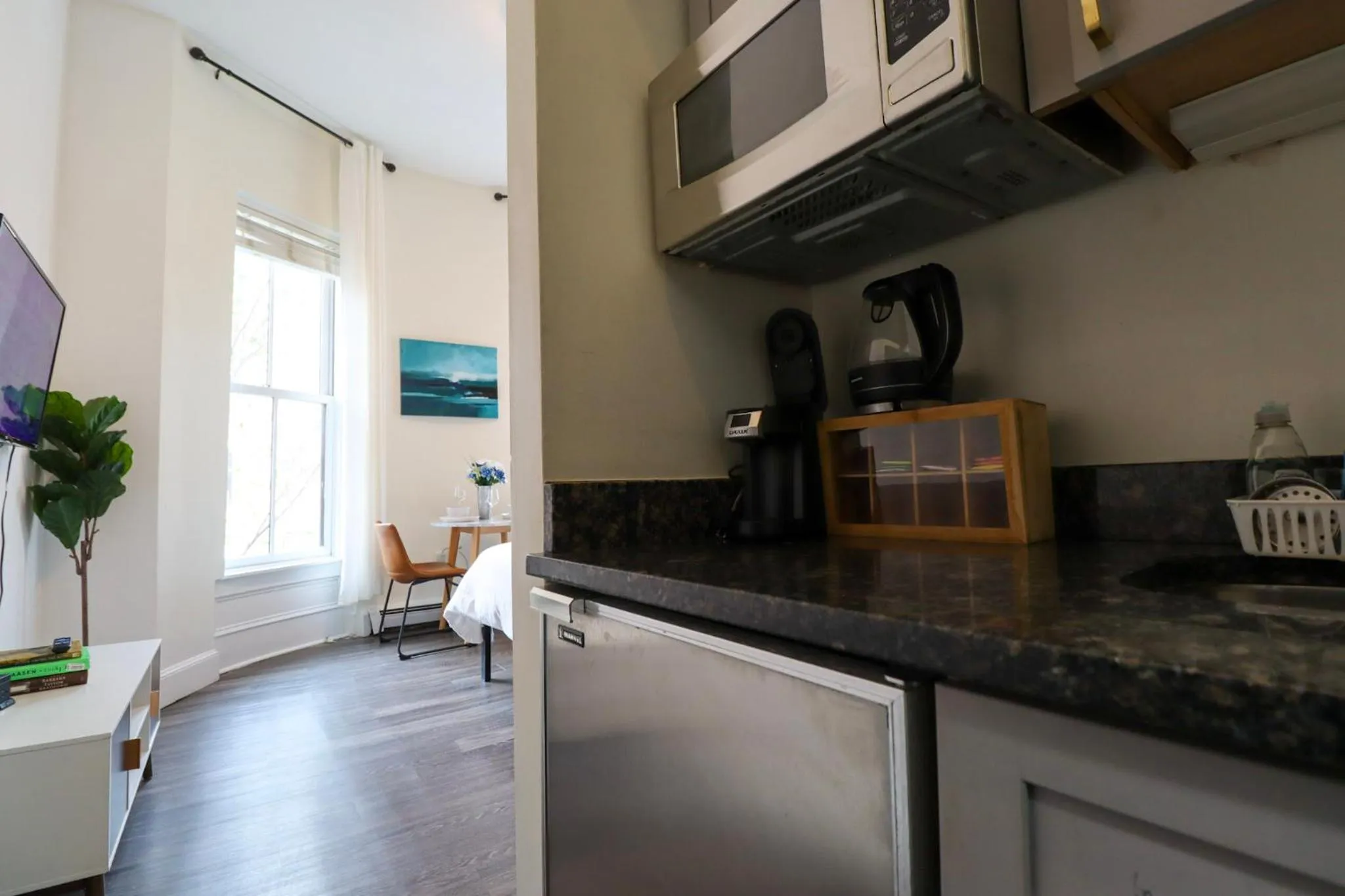 Kitchen or kitchenette in Good Hotels Boston