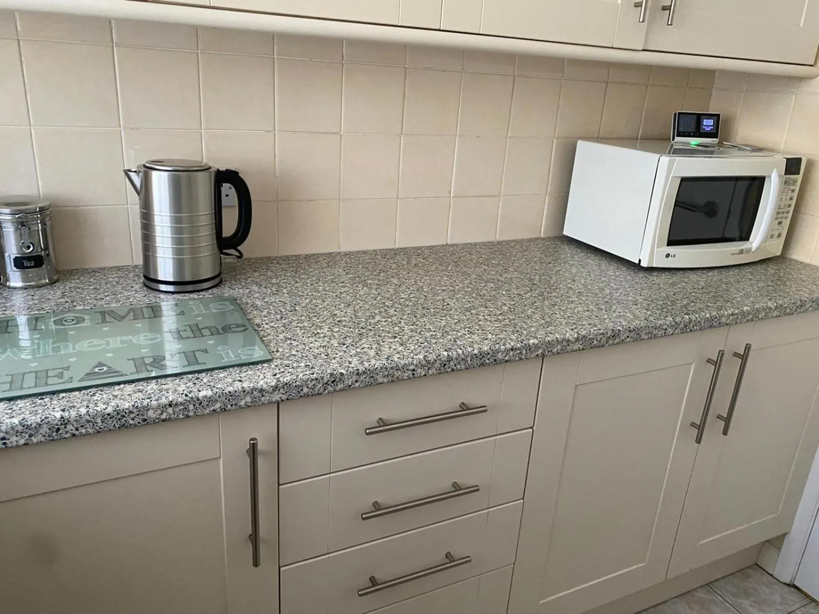 Riverside Park Ground Floor Apt 1 BR Parking St Neots