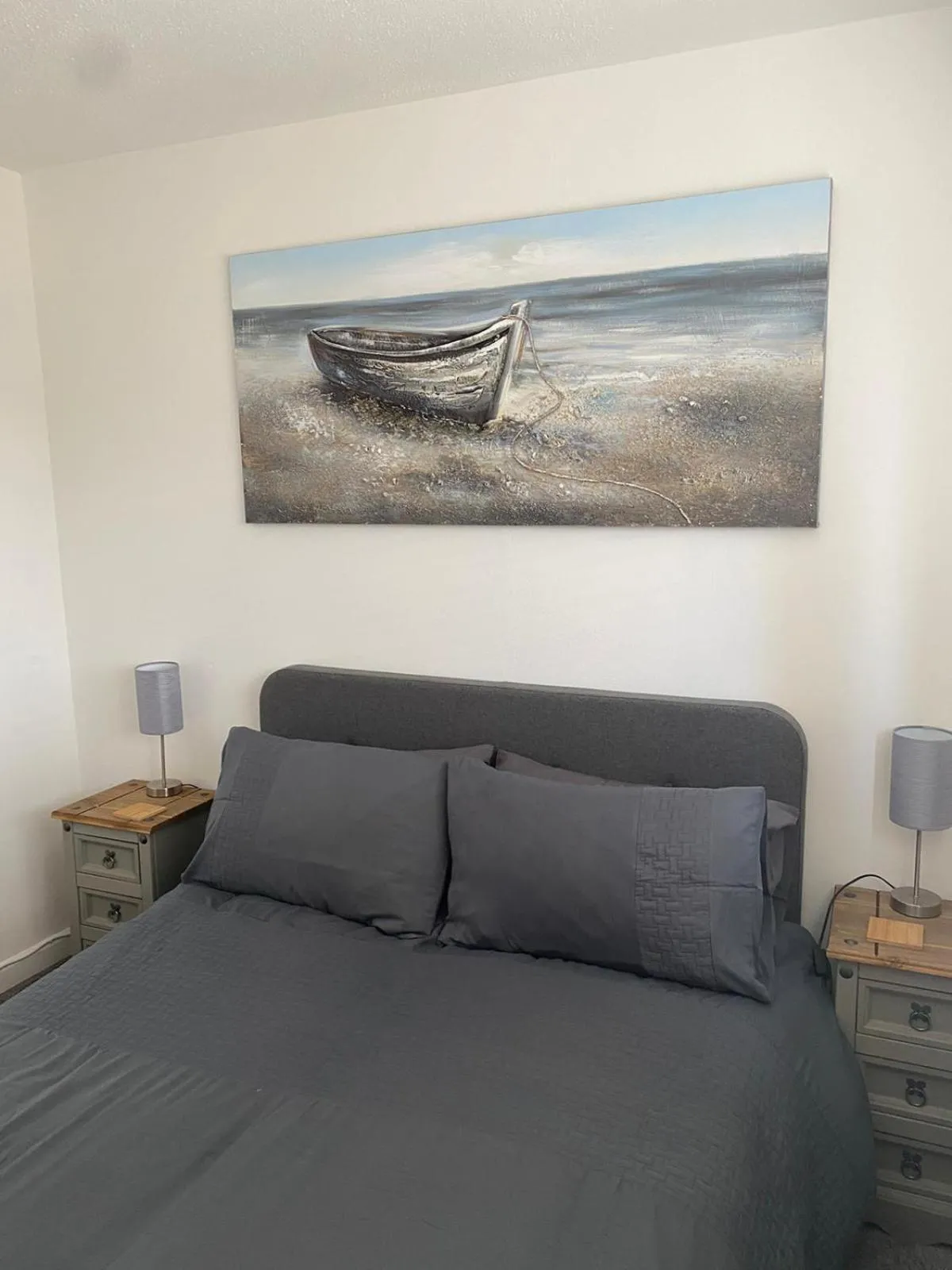 Bedroom, Bed in Riverside Park Ground Floor Apt 1 BR Parking St Neots