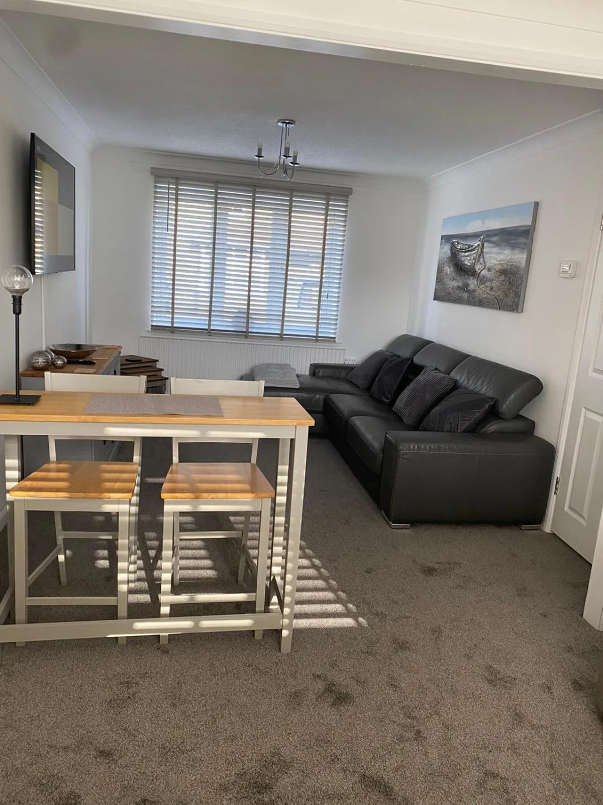 Riverside Park Ground Floor Apt 1 BR Parking St Neots
