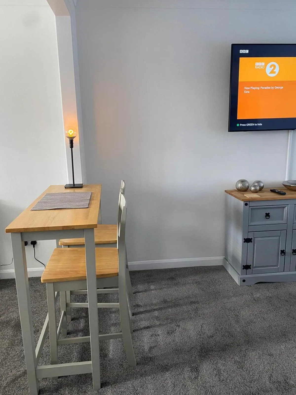 Riverside Park Ground Floor Apt 1 BR Parking St Neots