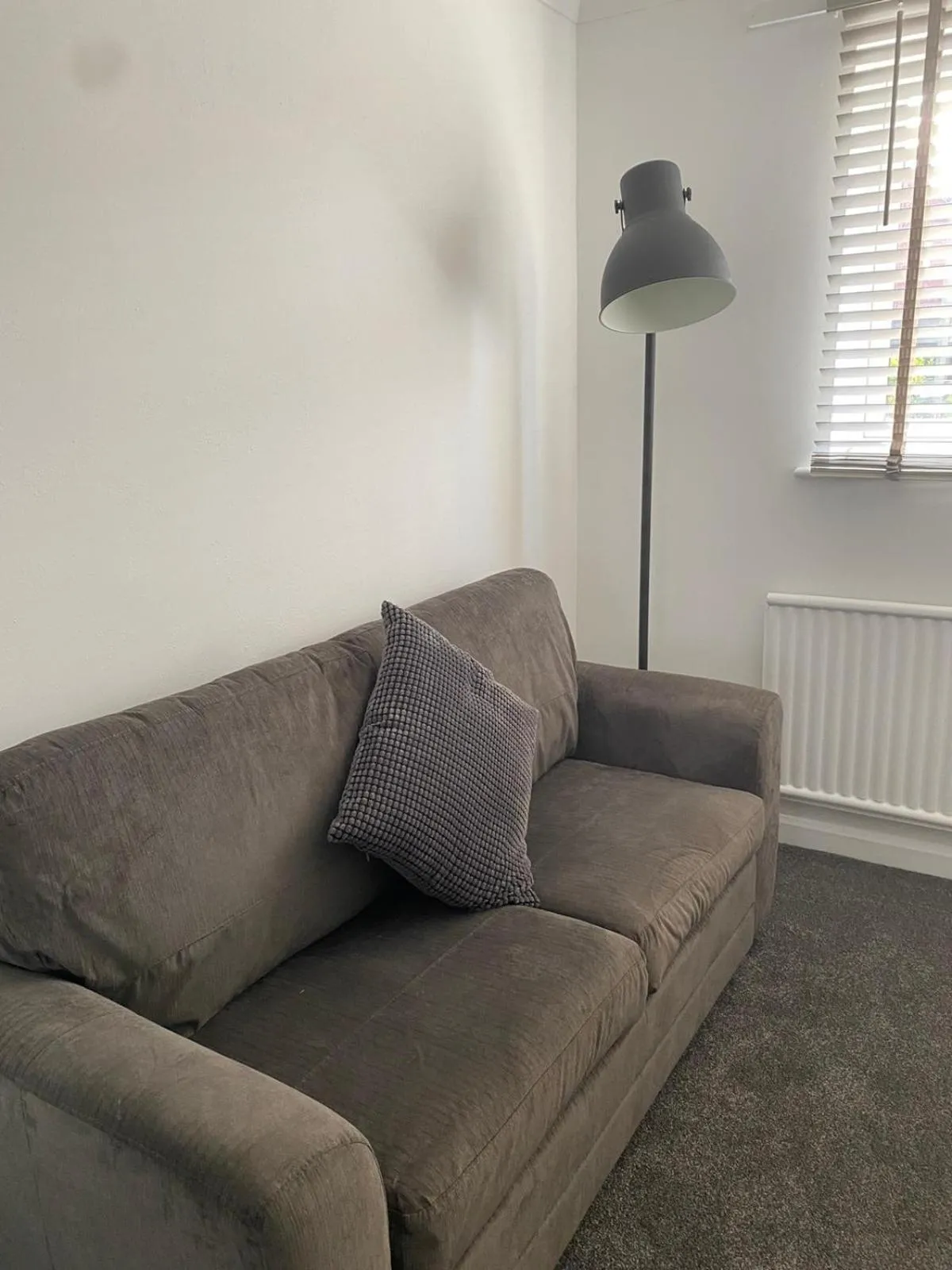 Communal lounge/ TV room in Riverside Park Ground Floor Apt 1 BR Parking St Neots