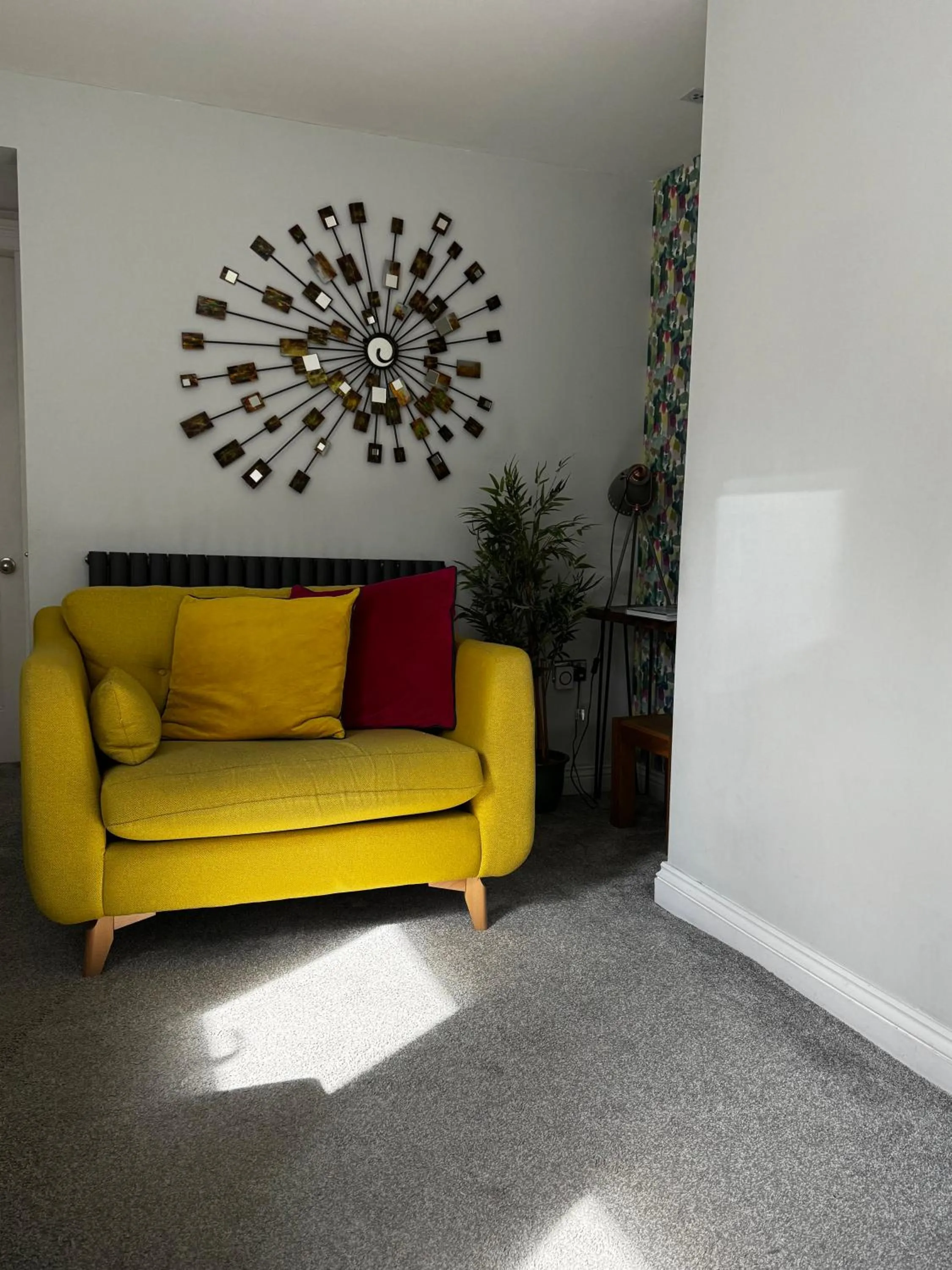 Courtyard Mews - 2 large en suite bedrooms, Garden - Harrogate Holiday Apartments