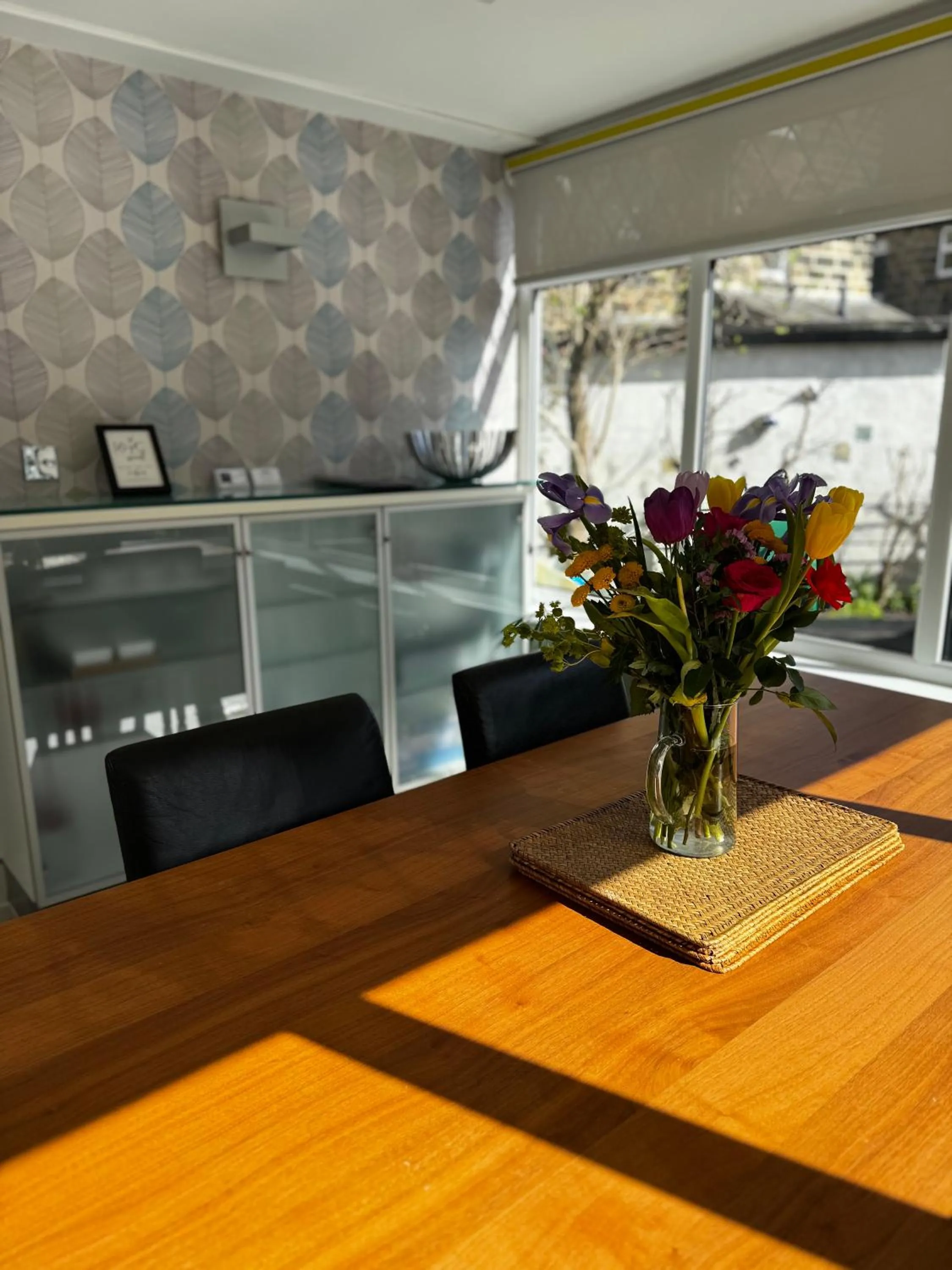 Courtyard Mews - 2 large en suite bedrooms, Garden - Harrogate Holiday Apartments