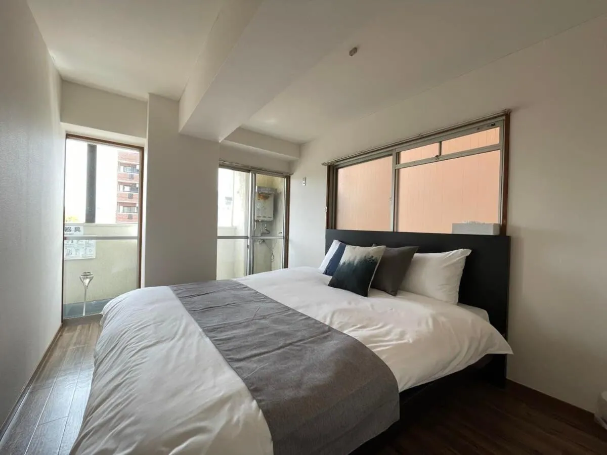 b hotel Dai3Himawari - 2BR good for 6PPL overlooking Peace Park with WIFI!
