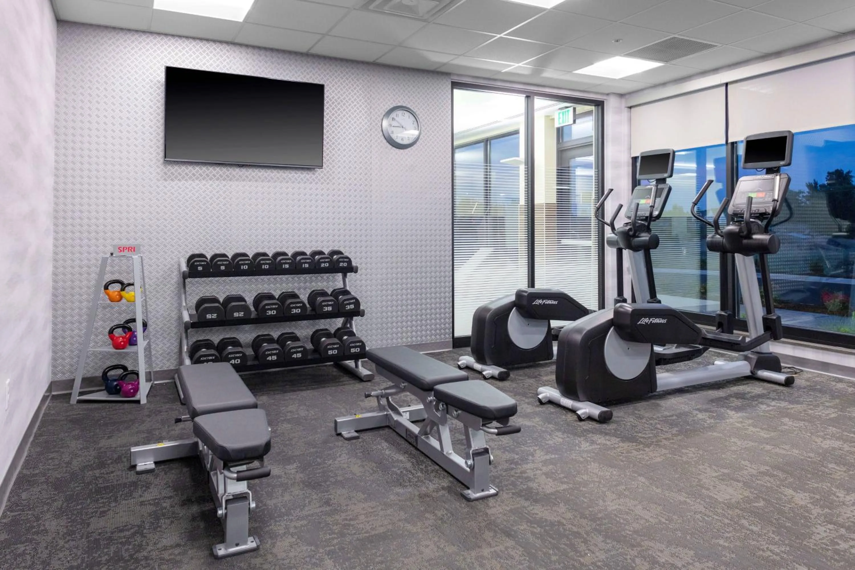 Fitness centre/facilities in Fairfield by Marriott Inn & Suites Medford