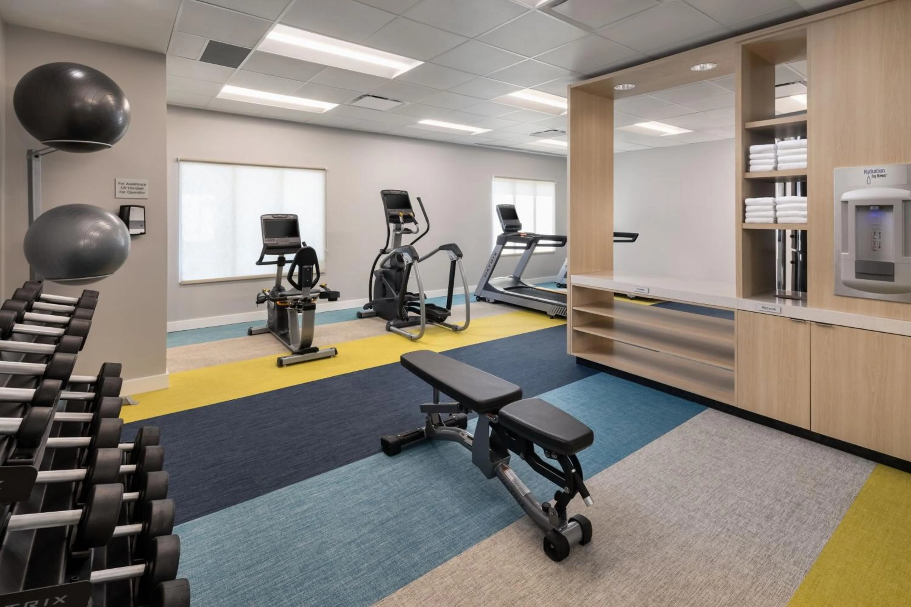 Fitness centre/facilities in TownePlace Suites by Marriott West Kelowna
