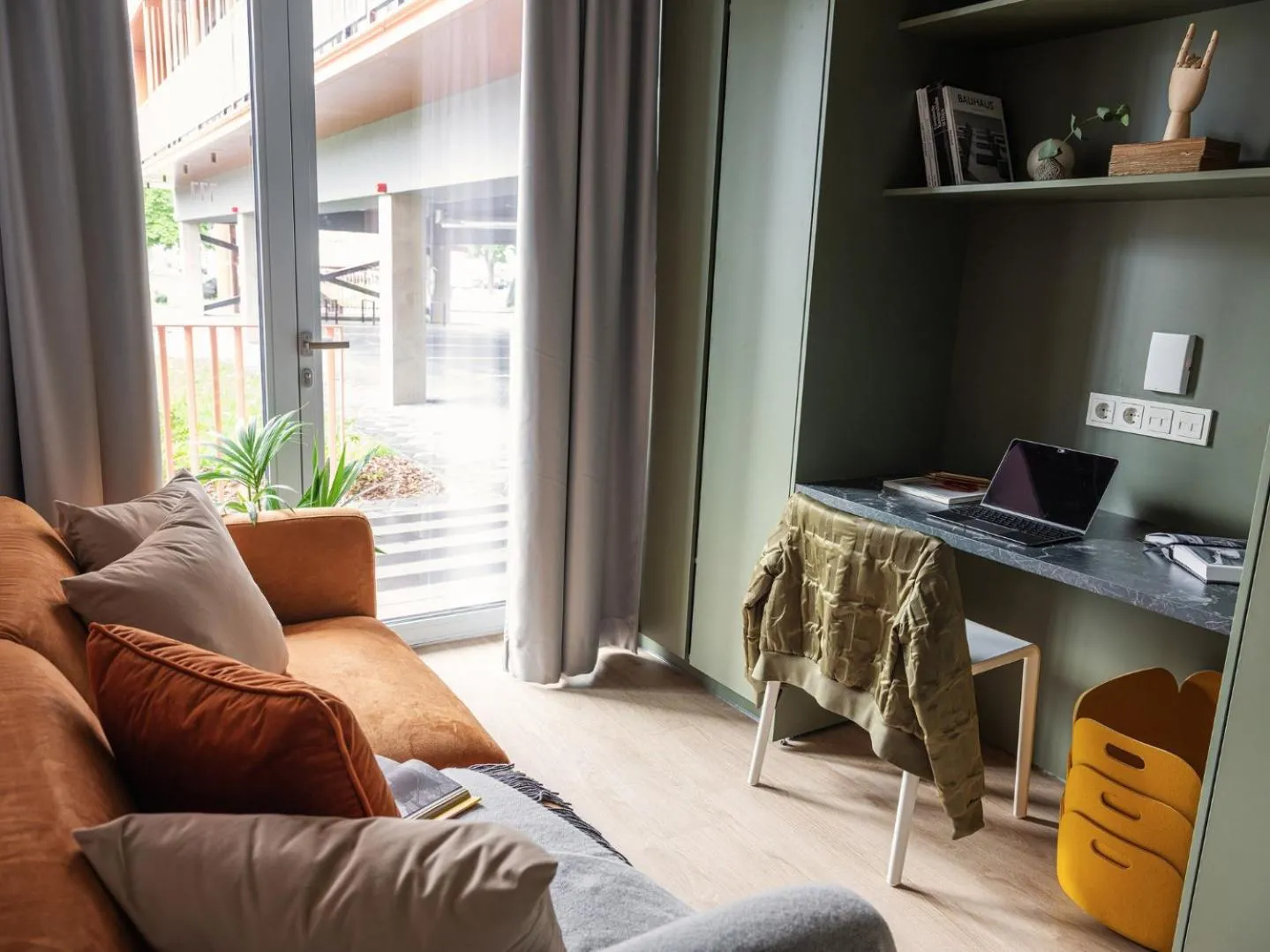 Campus House by Larsen