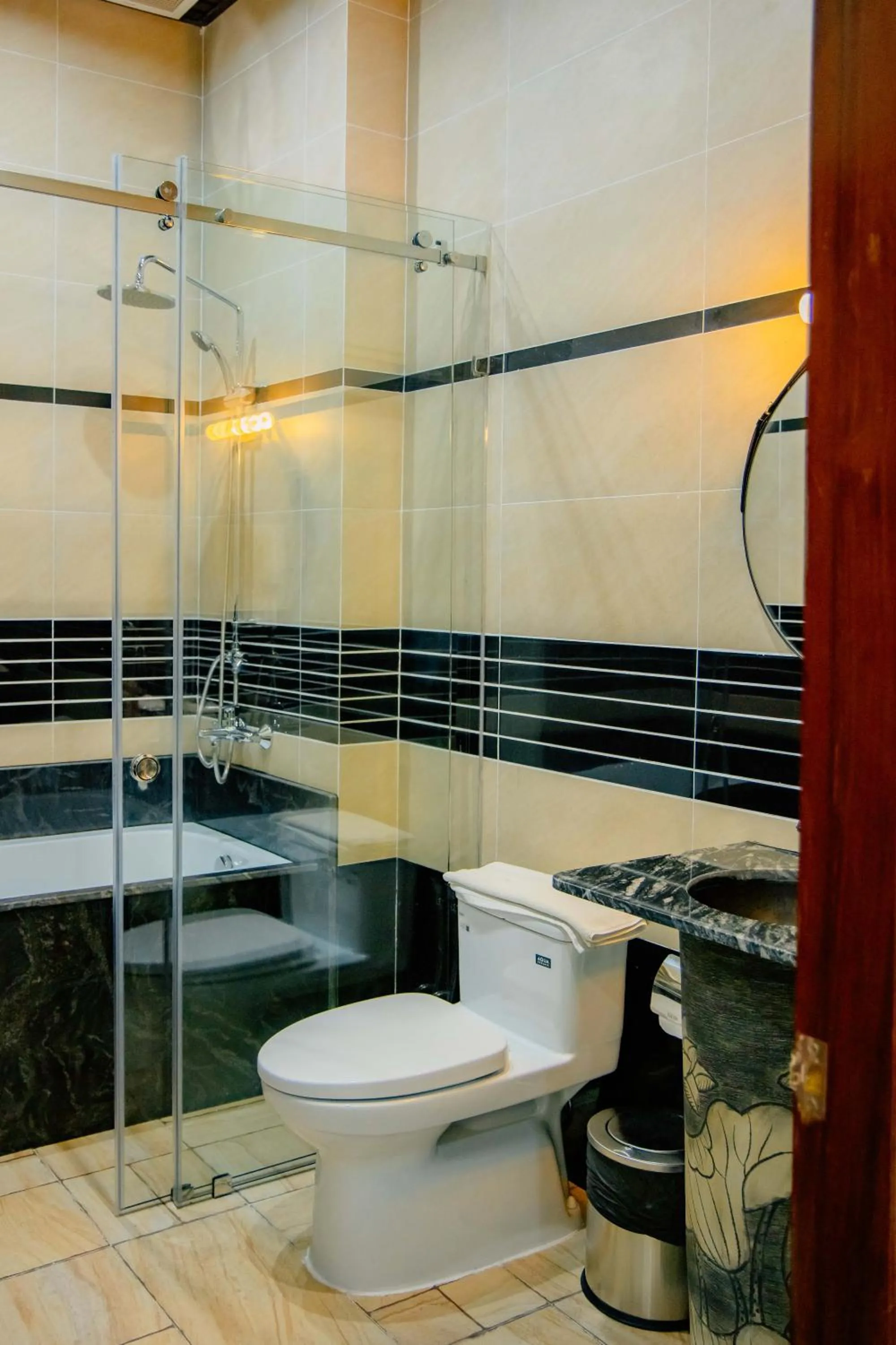 Shower in Cantho Eco Resort