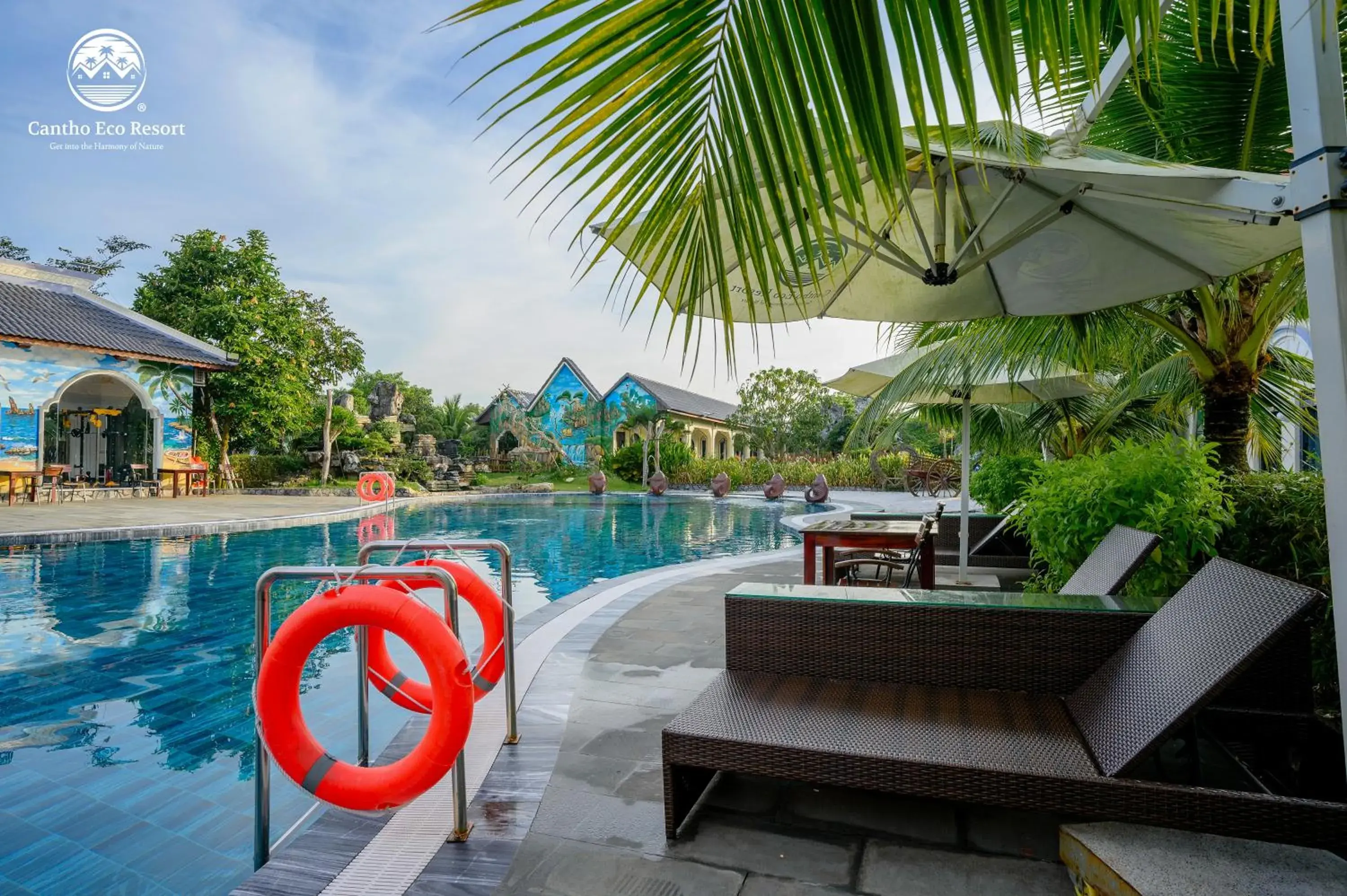 Swimming pool in Cantho Eco Resort Swimming pool in Cantho Eco Resort