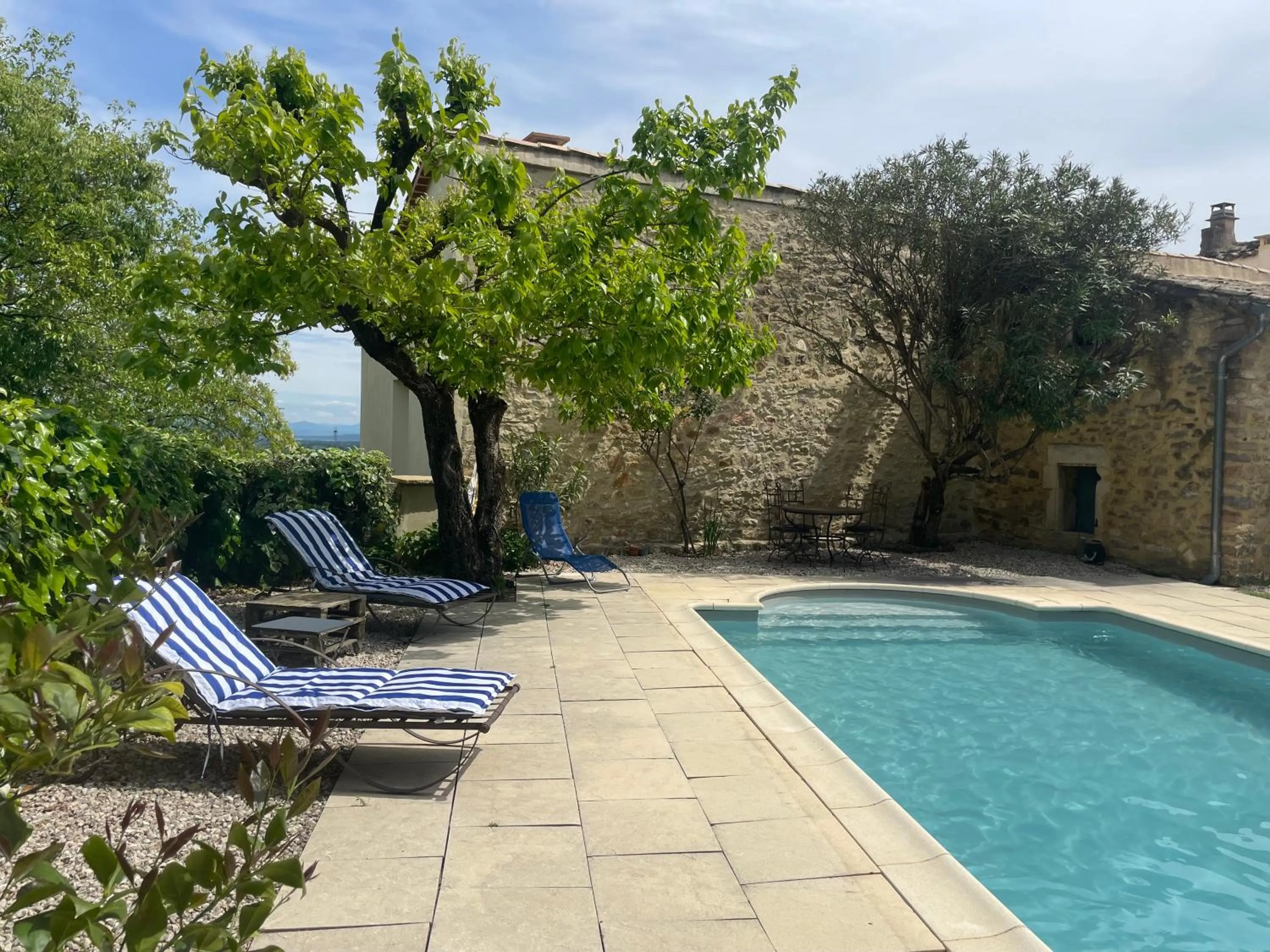 Pool view in Maison des Bourgades