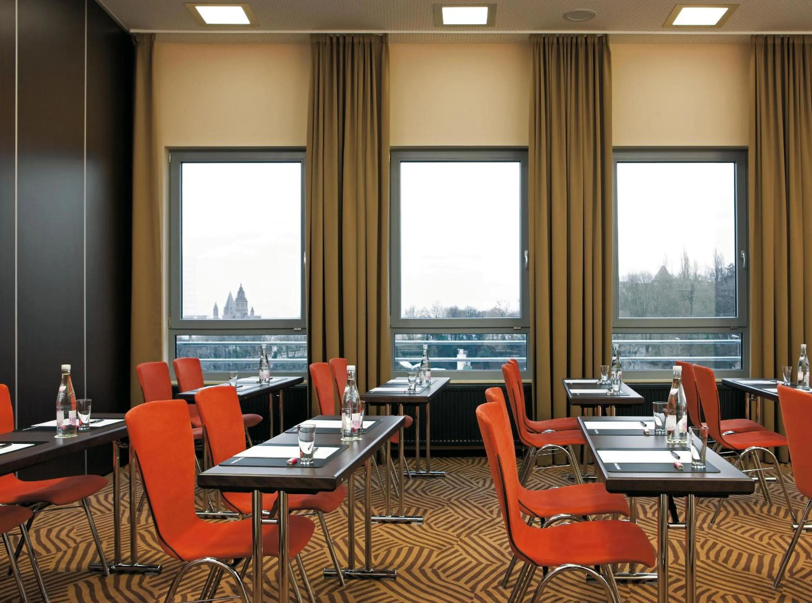 Business facilities in IntercityHotel Mainz
