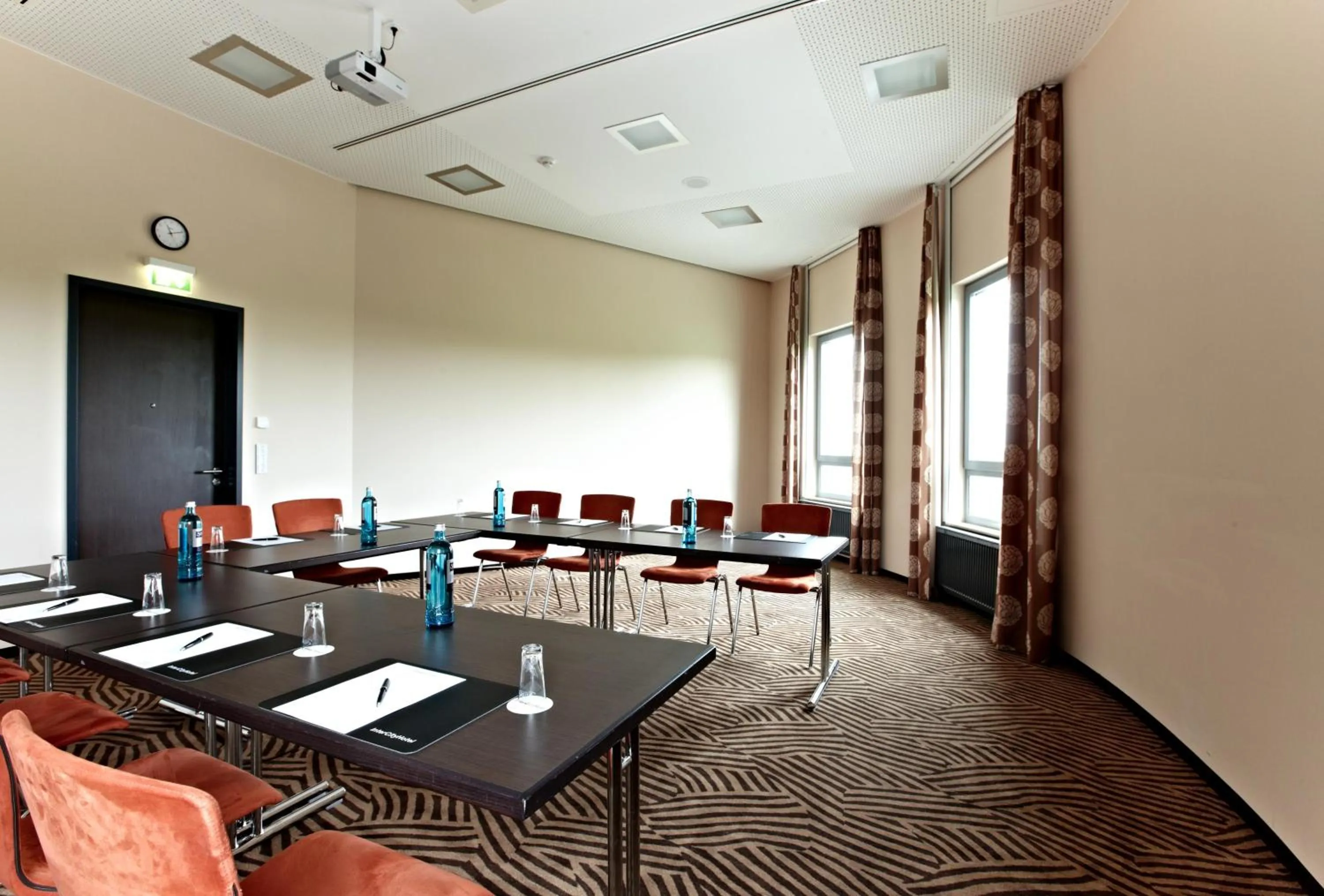 Business facilities in IntercityHotel Mainz