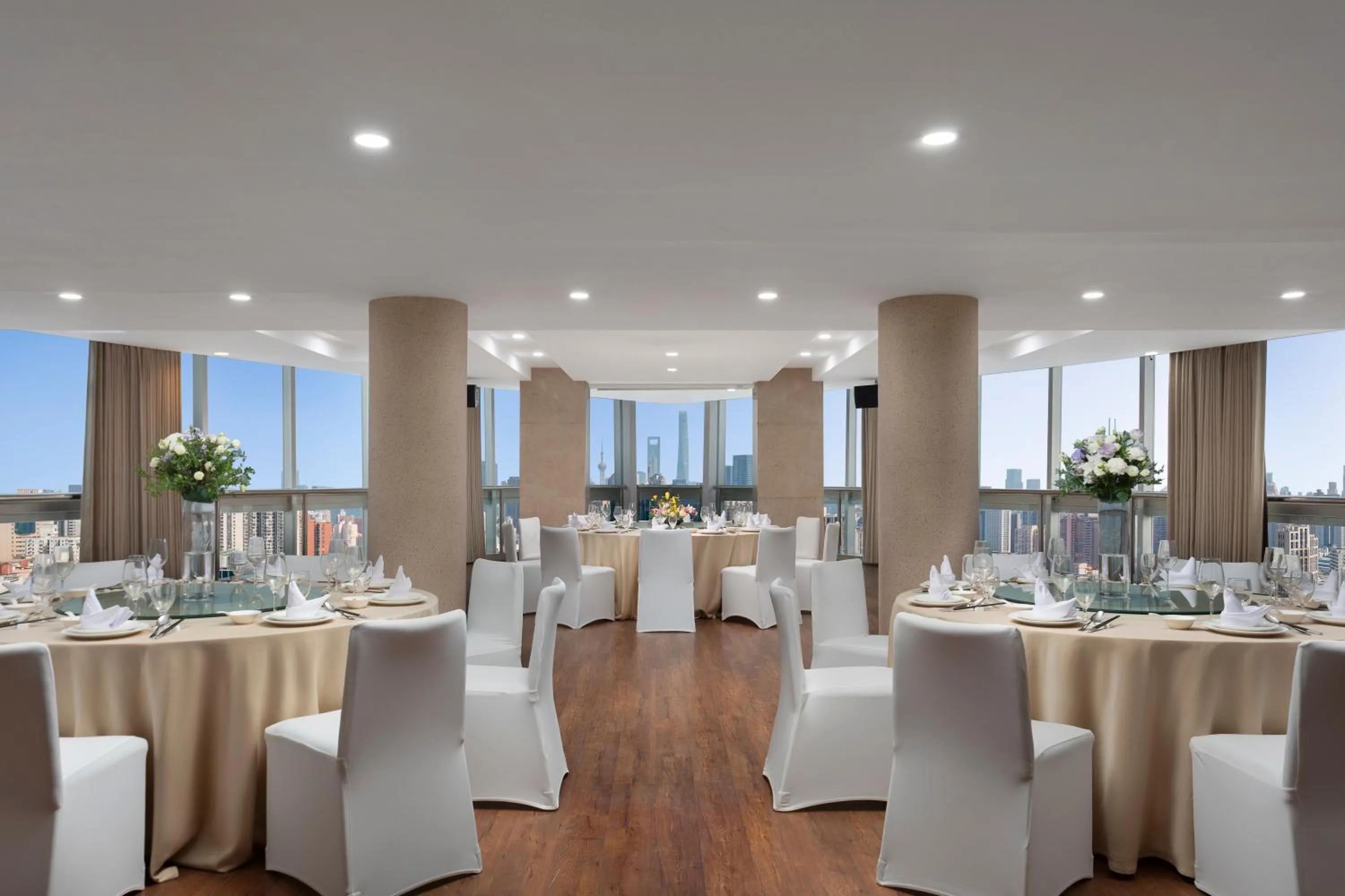 Banquet/Function facilities in Holiday Inn Express Zhabei Shanghai, an IHG Hotel