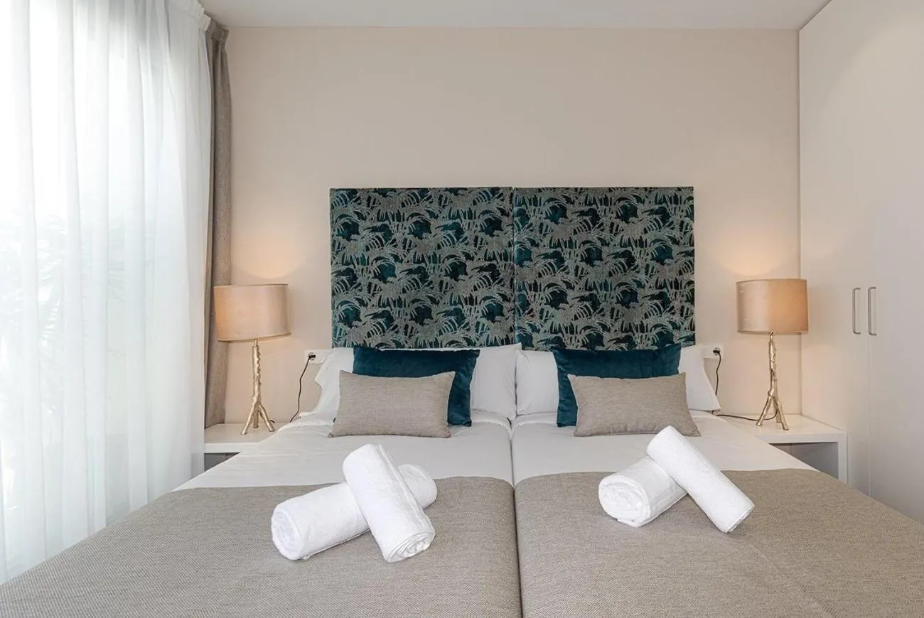 Bed in Holihome Rambla 24