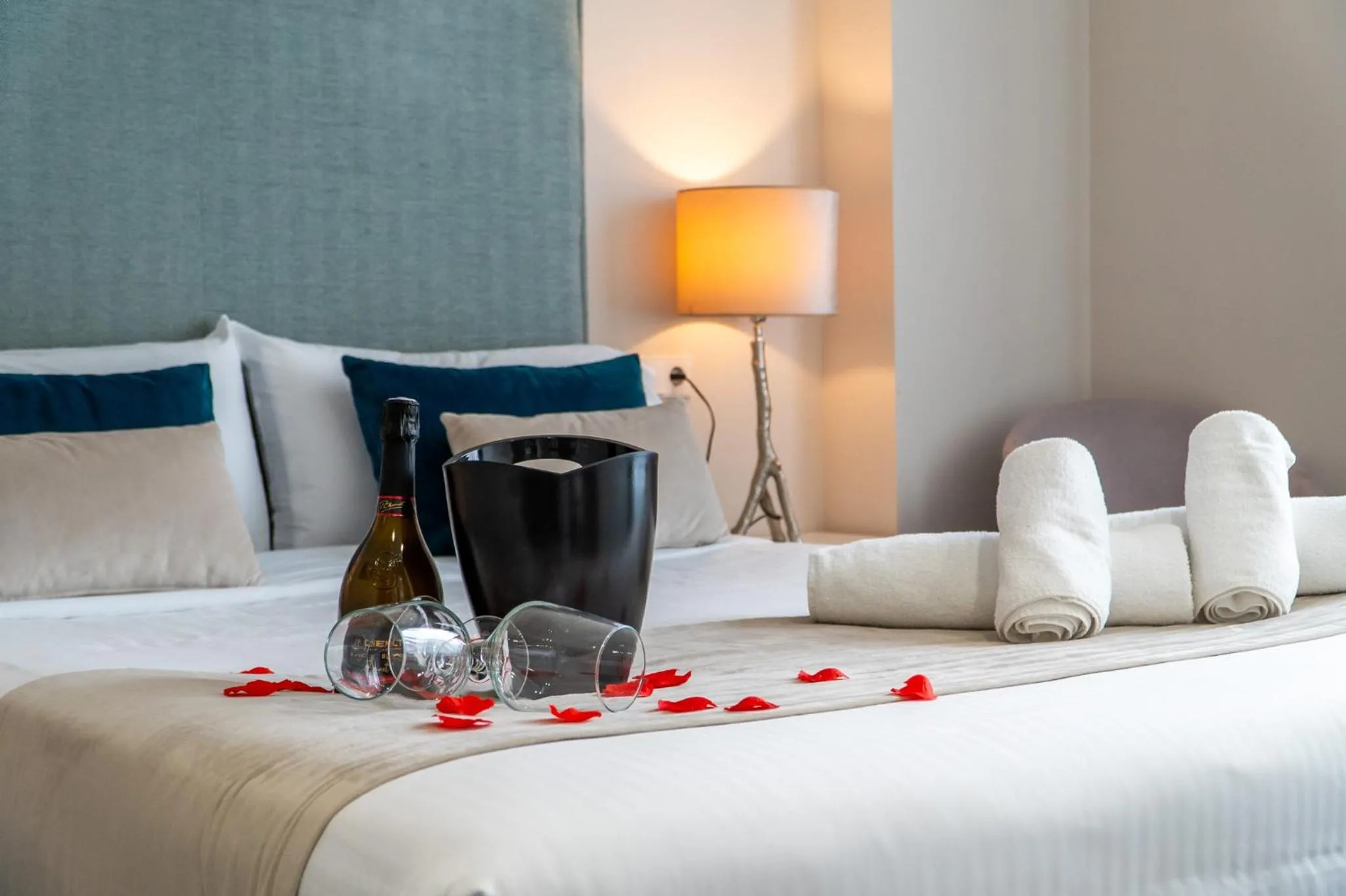 Bed in Holihome Rambla 24