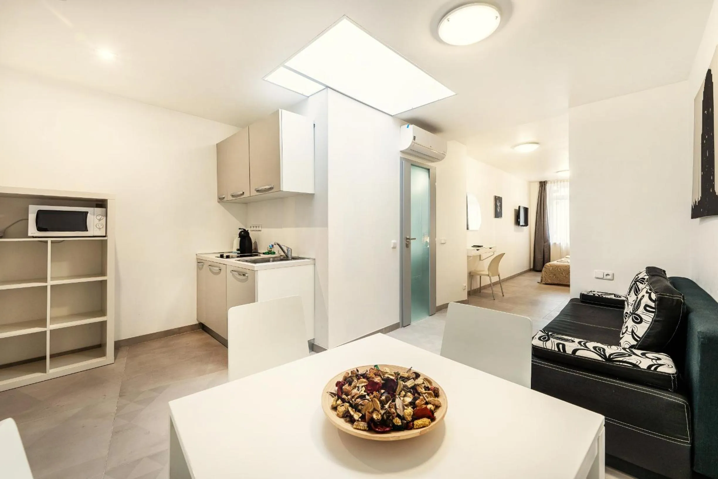 Kitchen or kitchenette in Vincanto Rooms Old Town Prague1