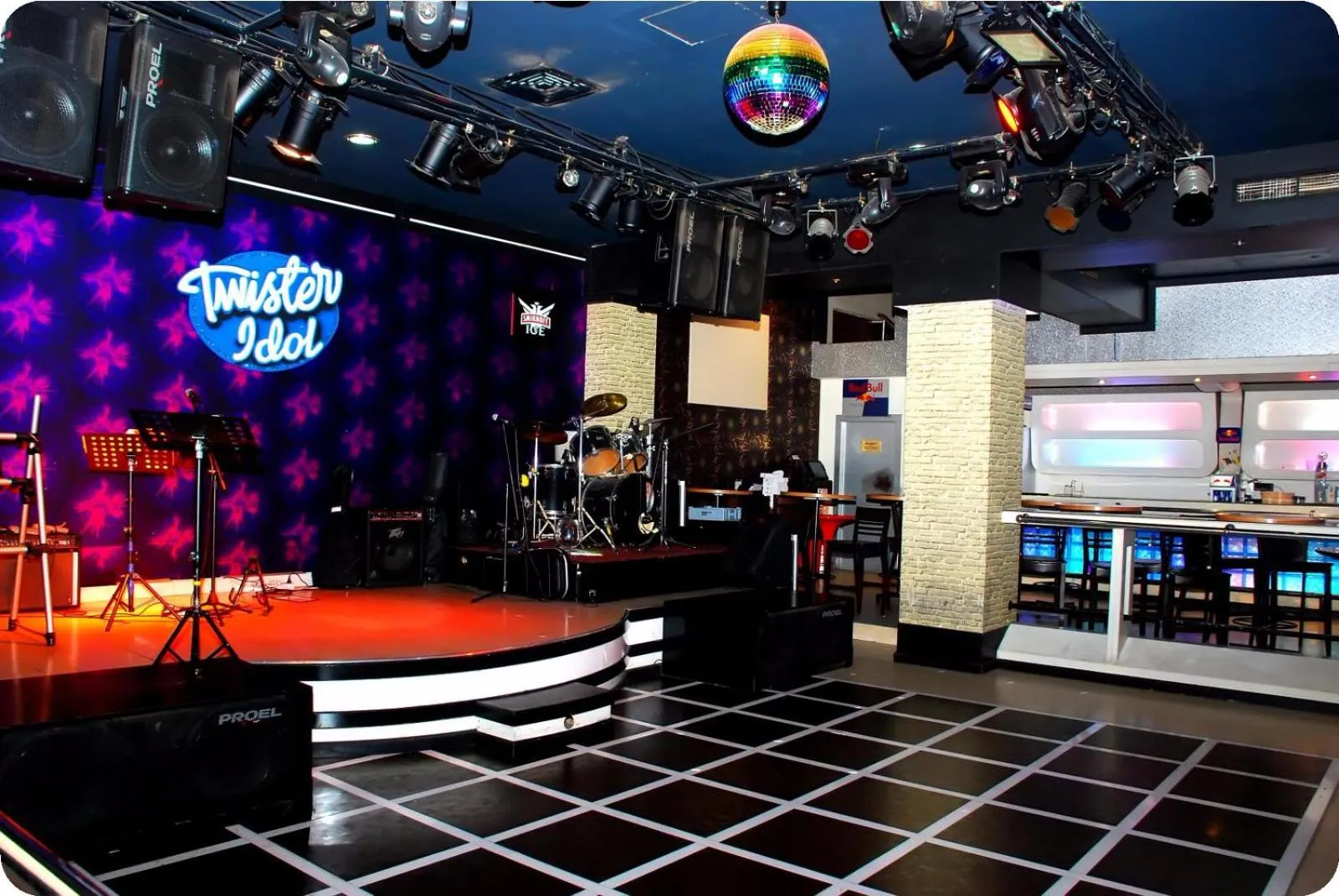 Nightclub / DJ in Swiss International Palace Hotel Manama