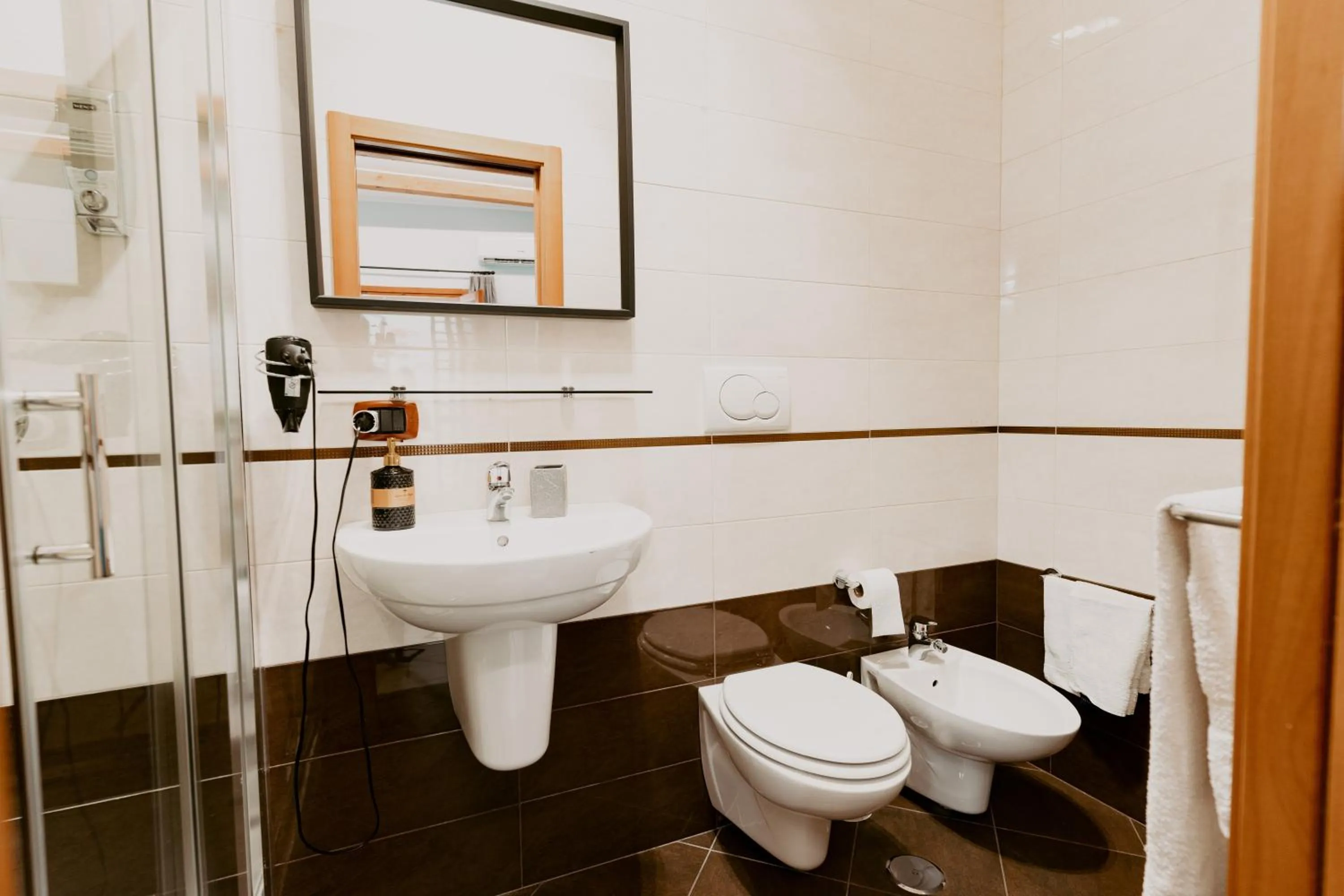 Shower in Dimora L'Etual