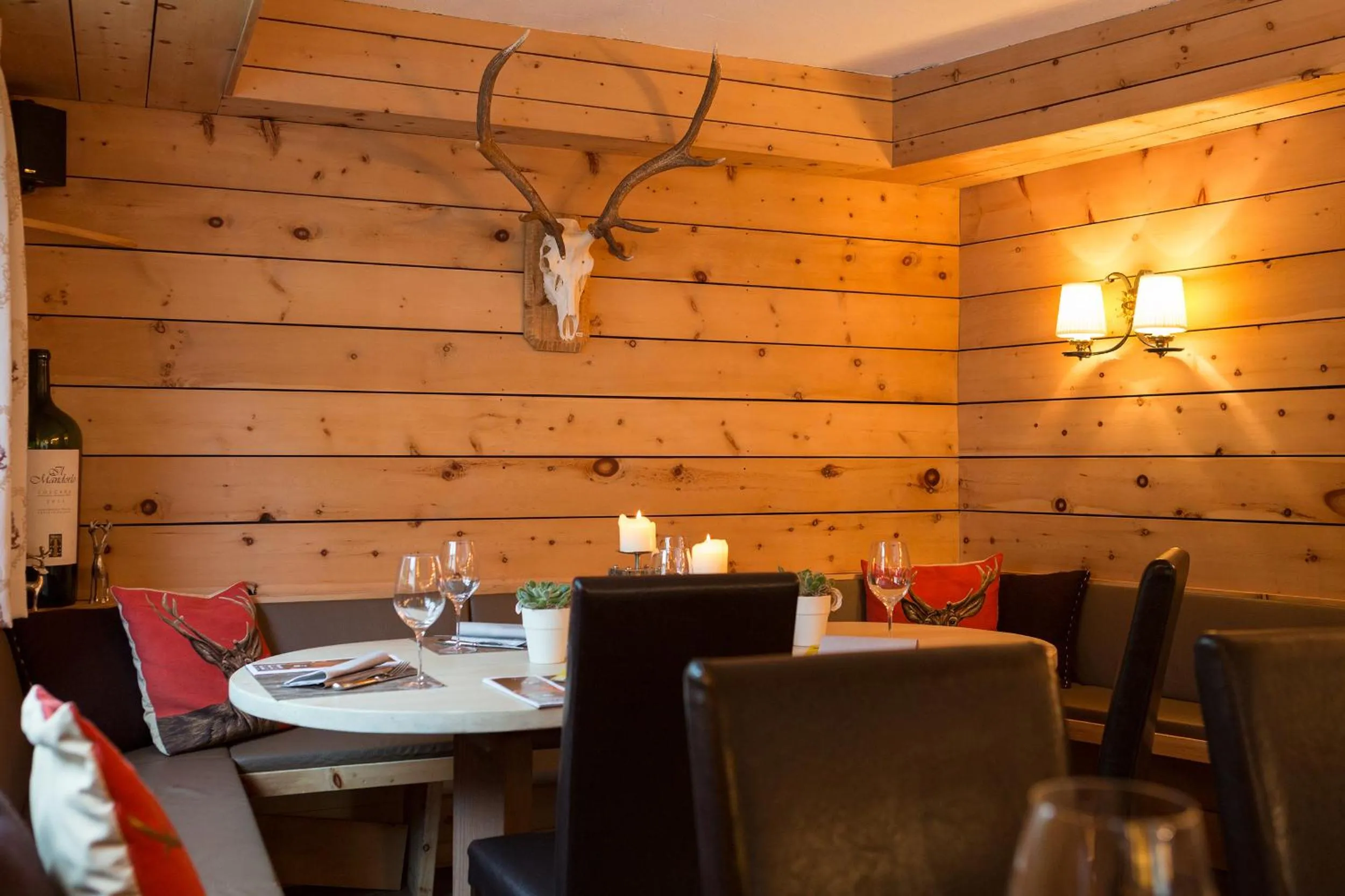 Restaurant/places to eat in Hotel Cervo